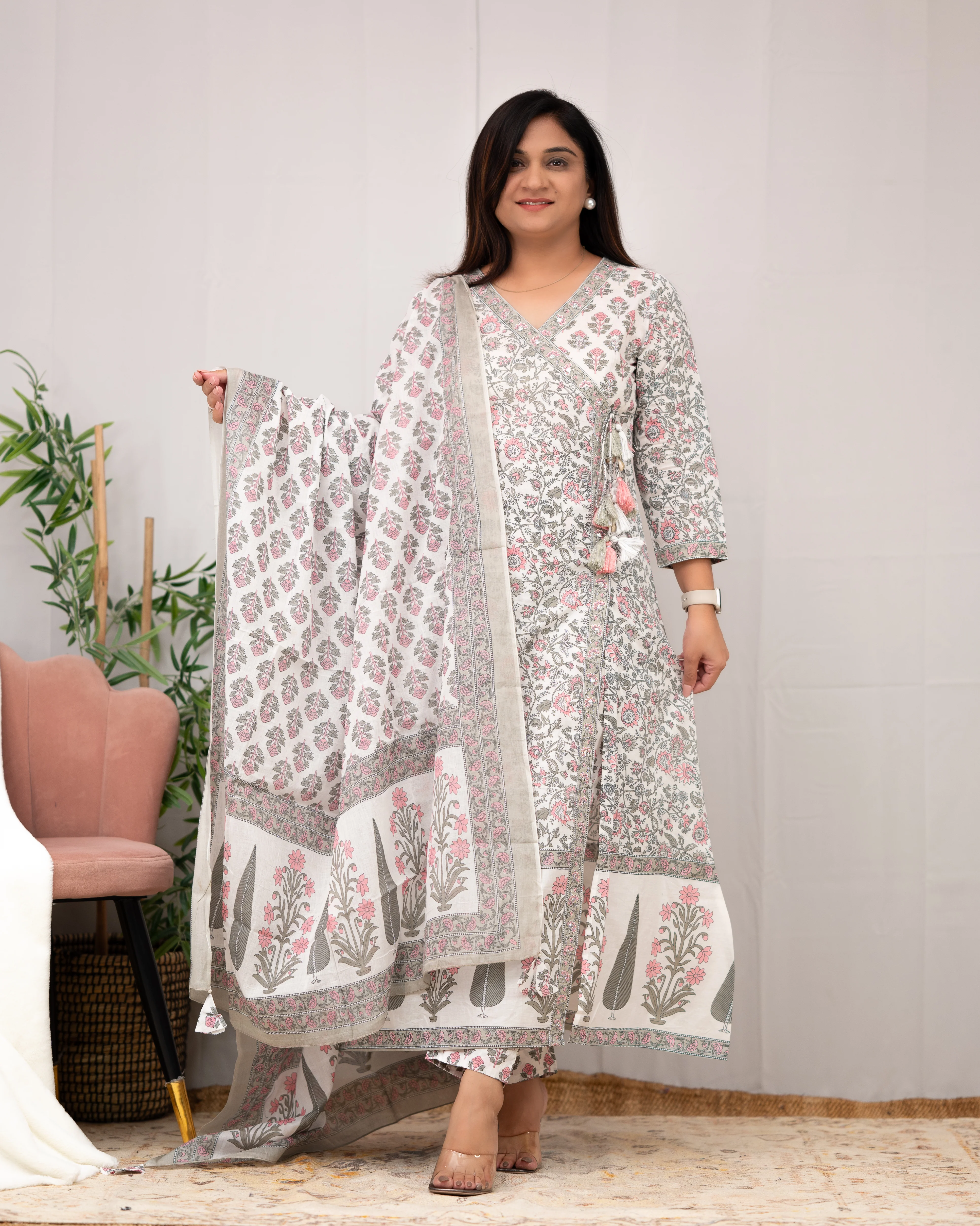 Aadhaya Angrakha Handblock Front Slit Pant Set - Image 8