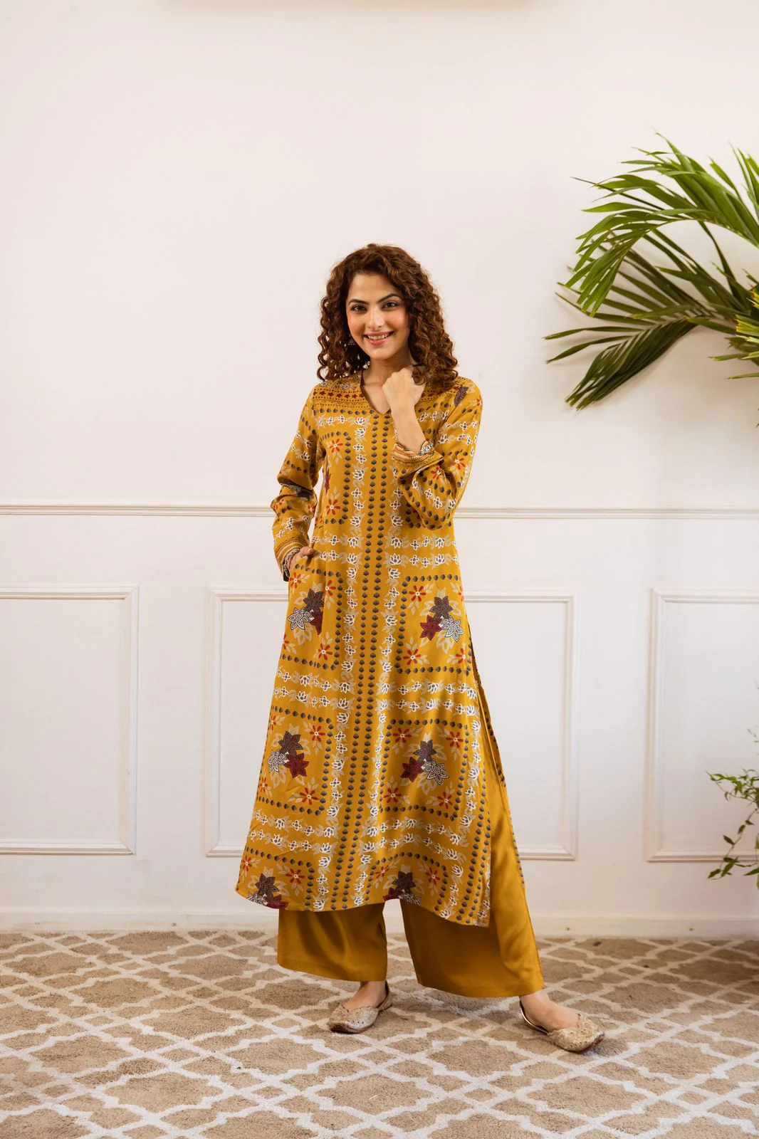 Aafreen Rayon HandEmbroidered Plazo Set - Image 16