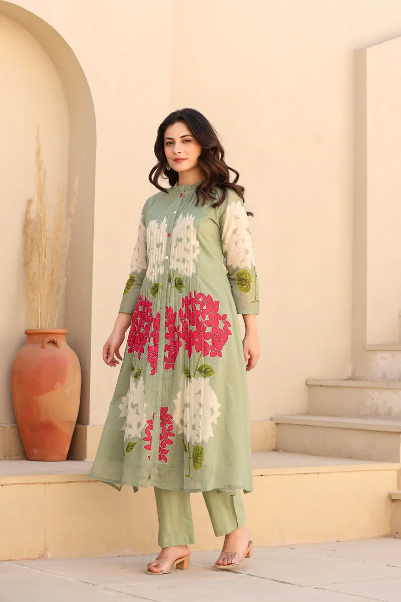 Aaira Mul Cotton A-line Pant Set - Image 3