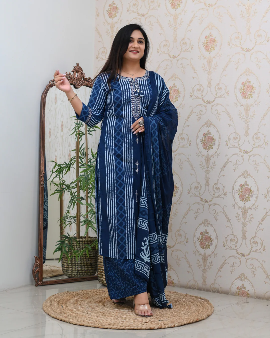 Anaya Cotton Embroidered Straight Divider set - Image 6