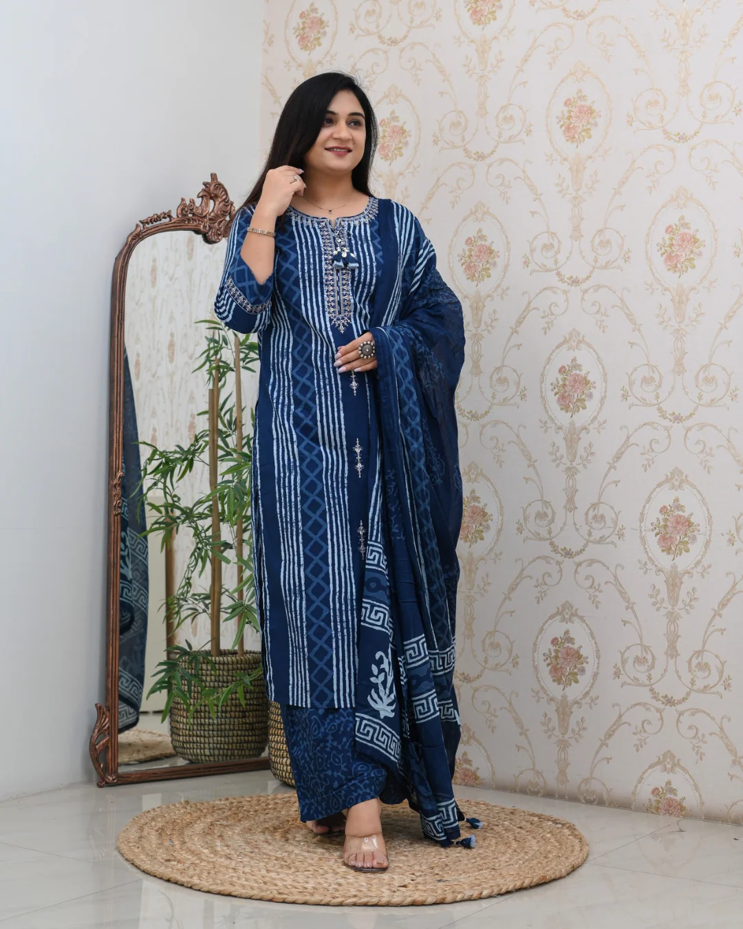 Anaya Cotton Embroidered Straight Divider set - Image 8