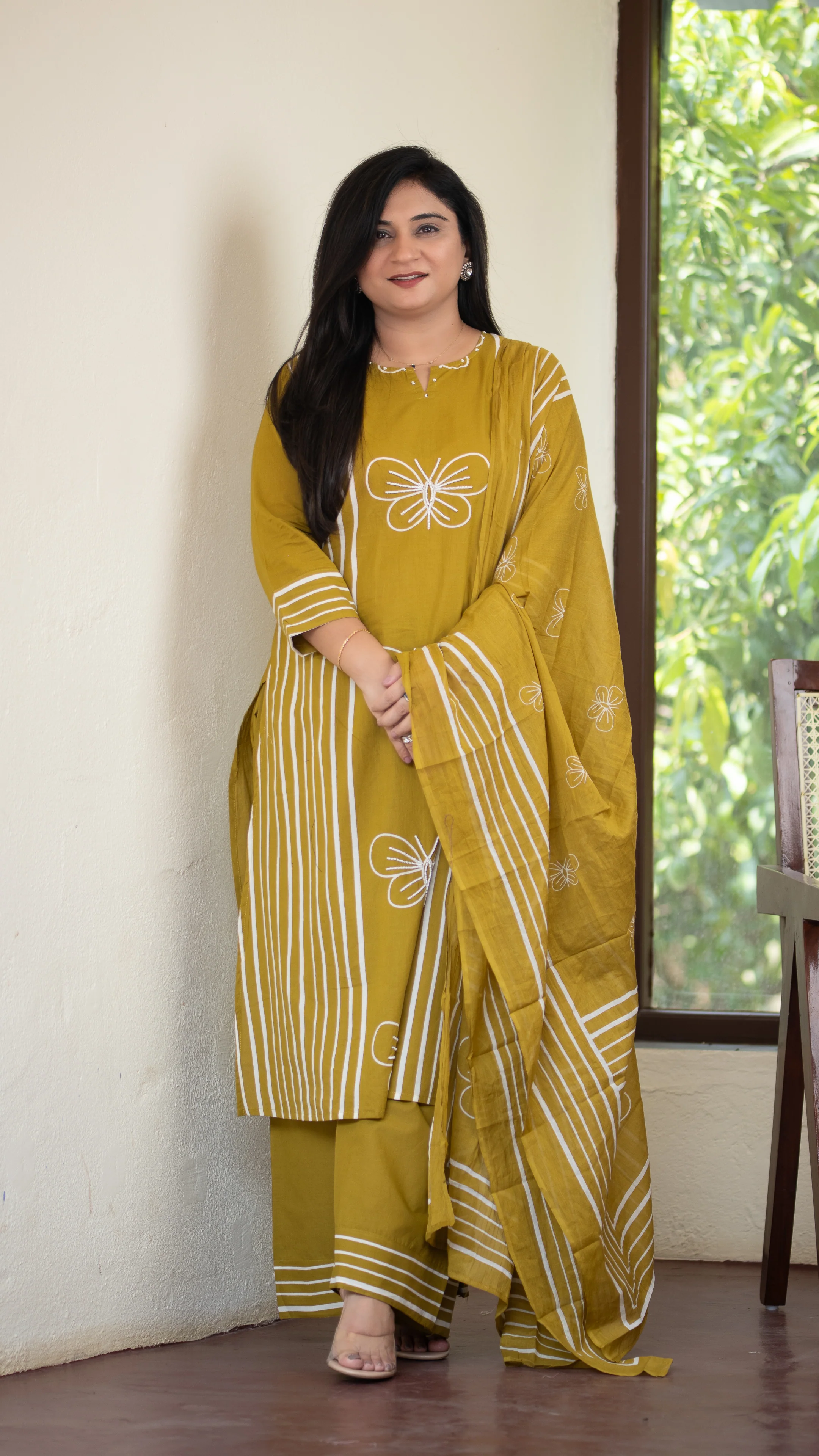 Anaya Cotton HandEmbroidered Divider set - Image 11
