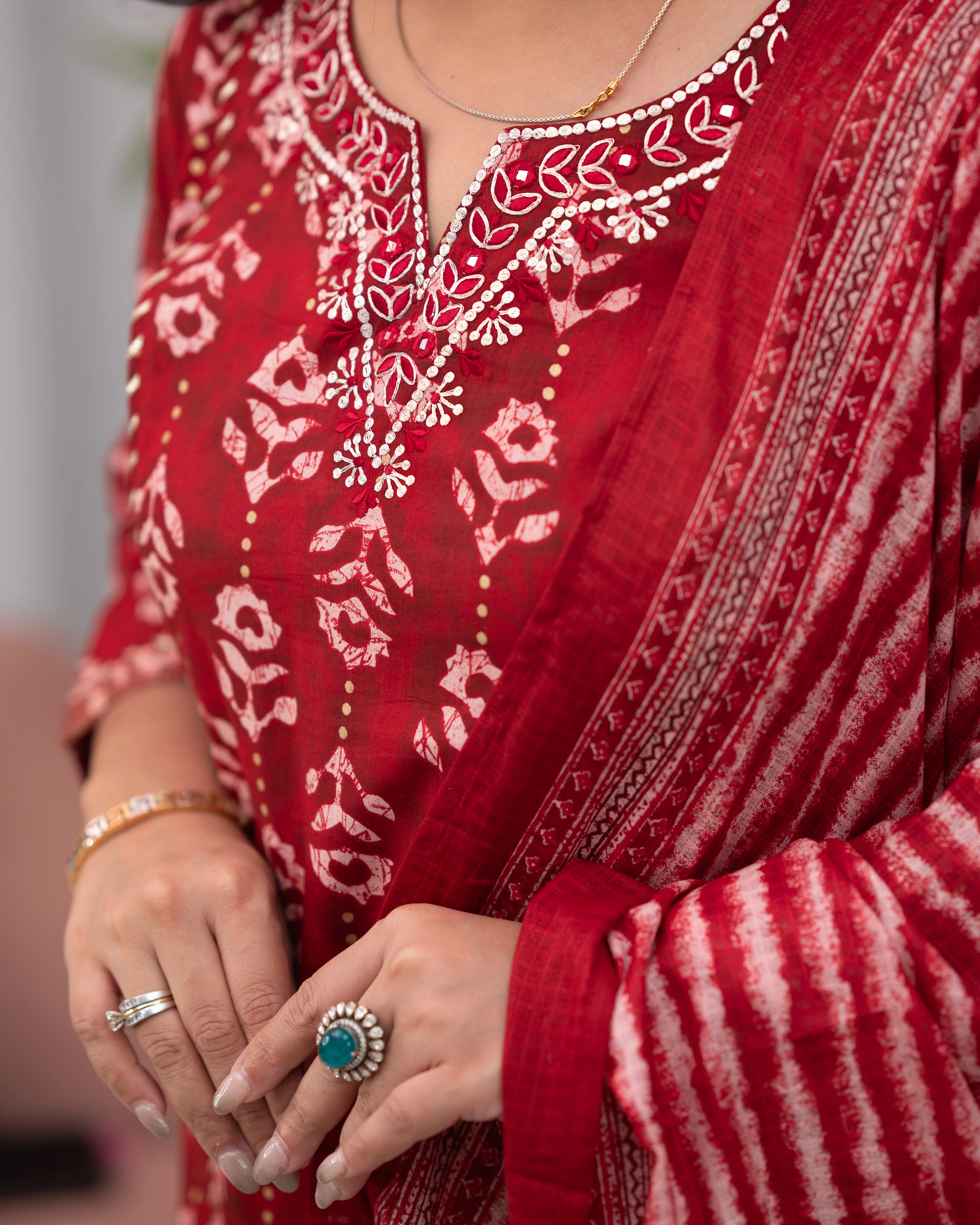 Anina Cotton Zari Embroidered Pant Set - Image 3