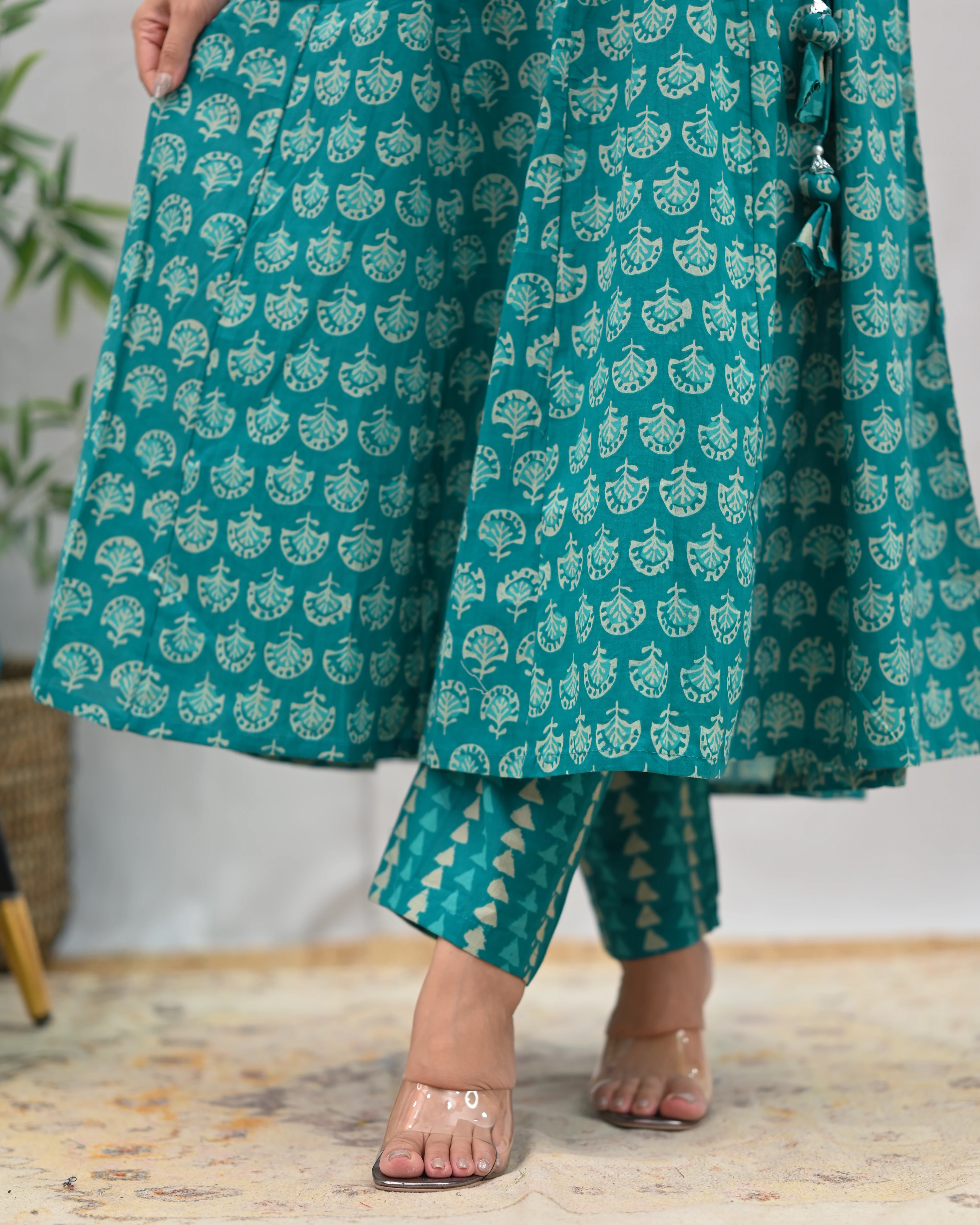 Anushka Bagru Print Embroidered Anarkali Se - Image 13