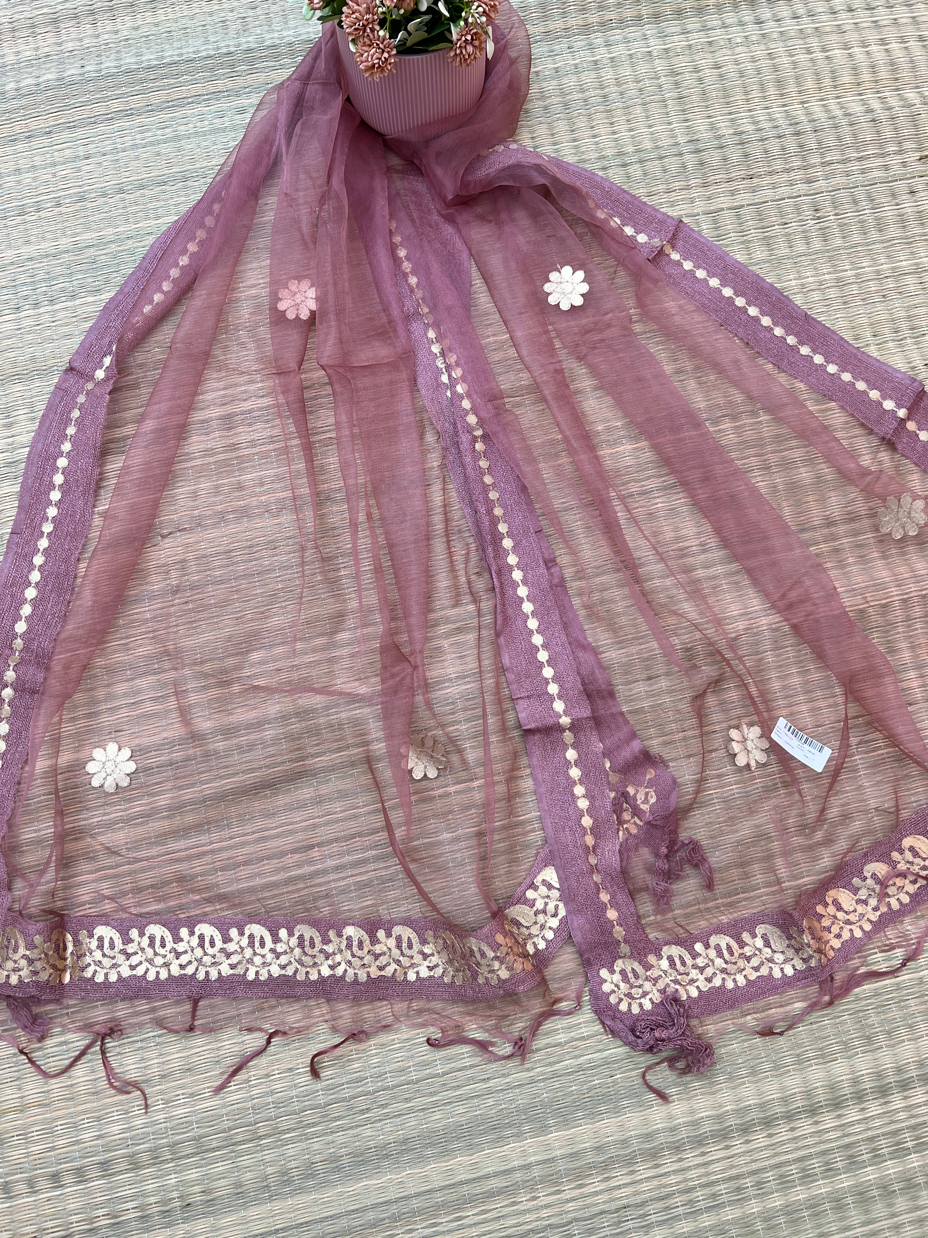 Beautiful Tissue Dupatta With Gotta Work - Image 11