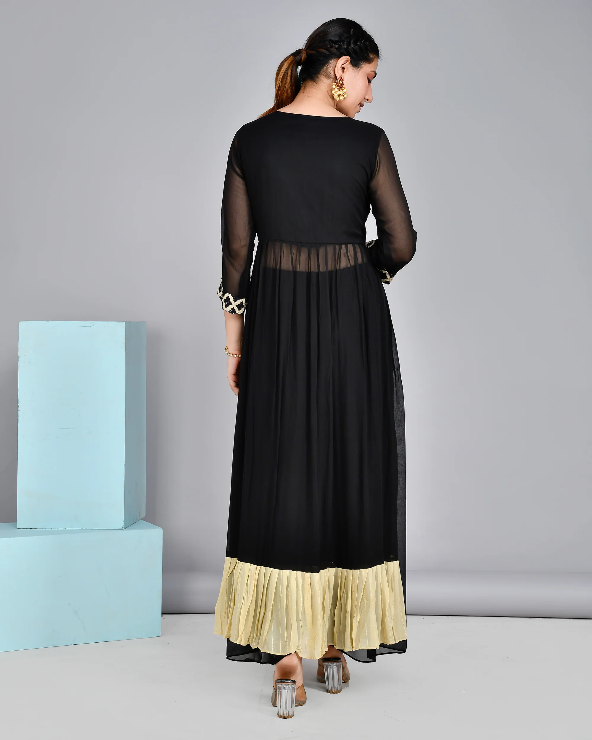 Black and Beige Georgette Nyra Set - Image 4