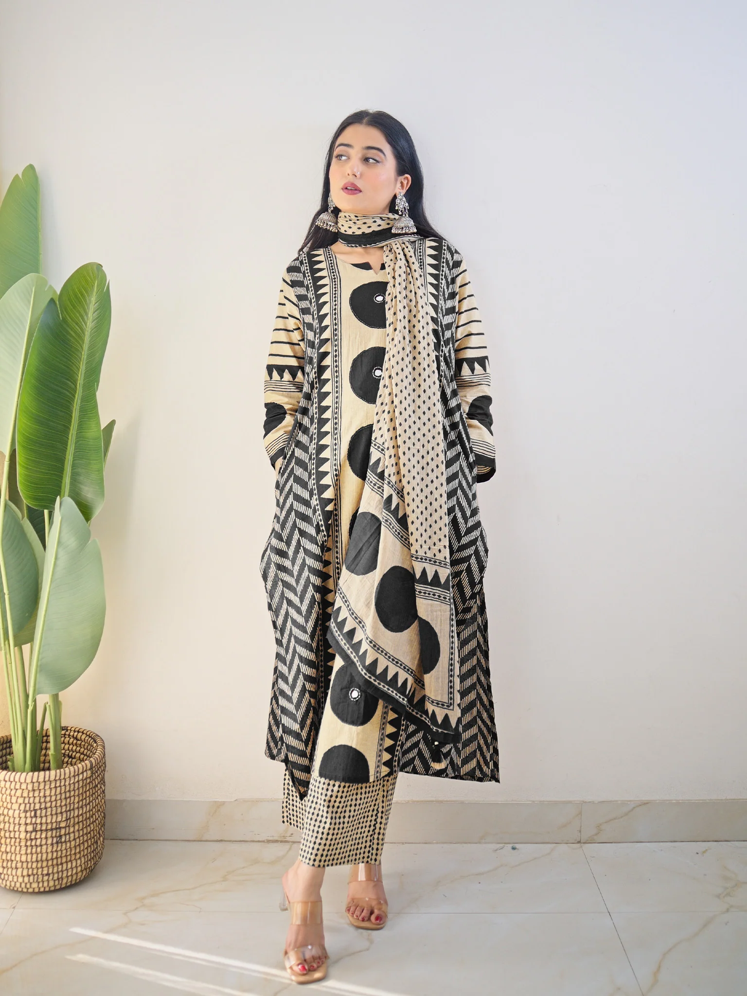 Harshi Black Cotton Ajrakh Katha Detailed Dupatta Set - Image 4