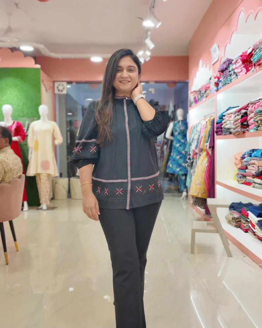 Black Cotton Embroidered Casual Short Top - Image 4