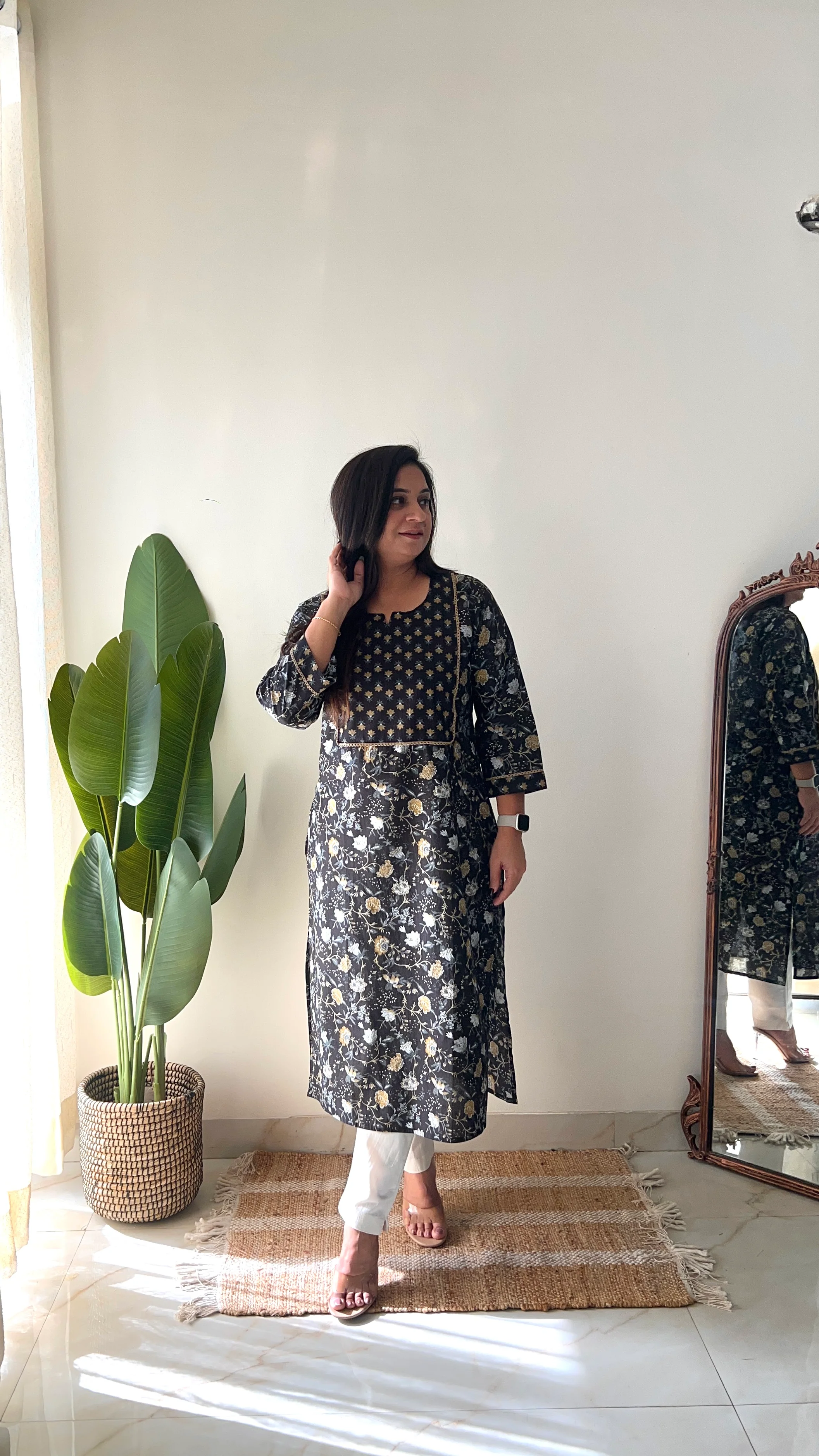 Black Floral Casual Cotton Straight Kurta - Image 7