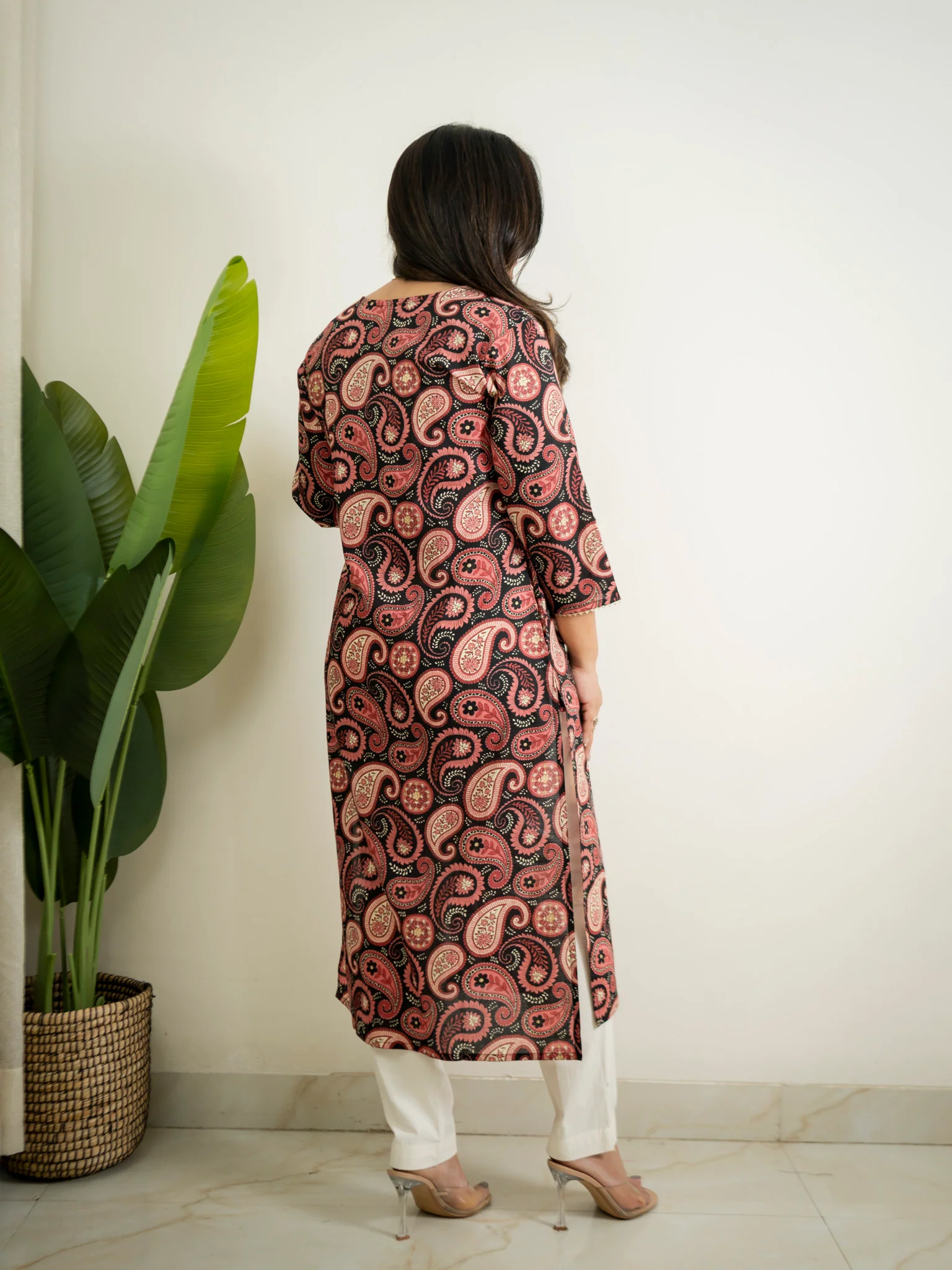 Black Kalamkari Cotton Casual Straight Kurta - Image 4