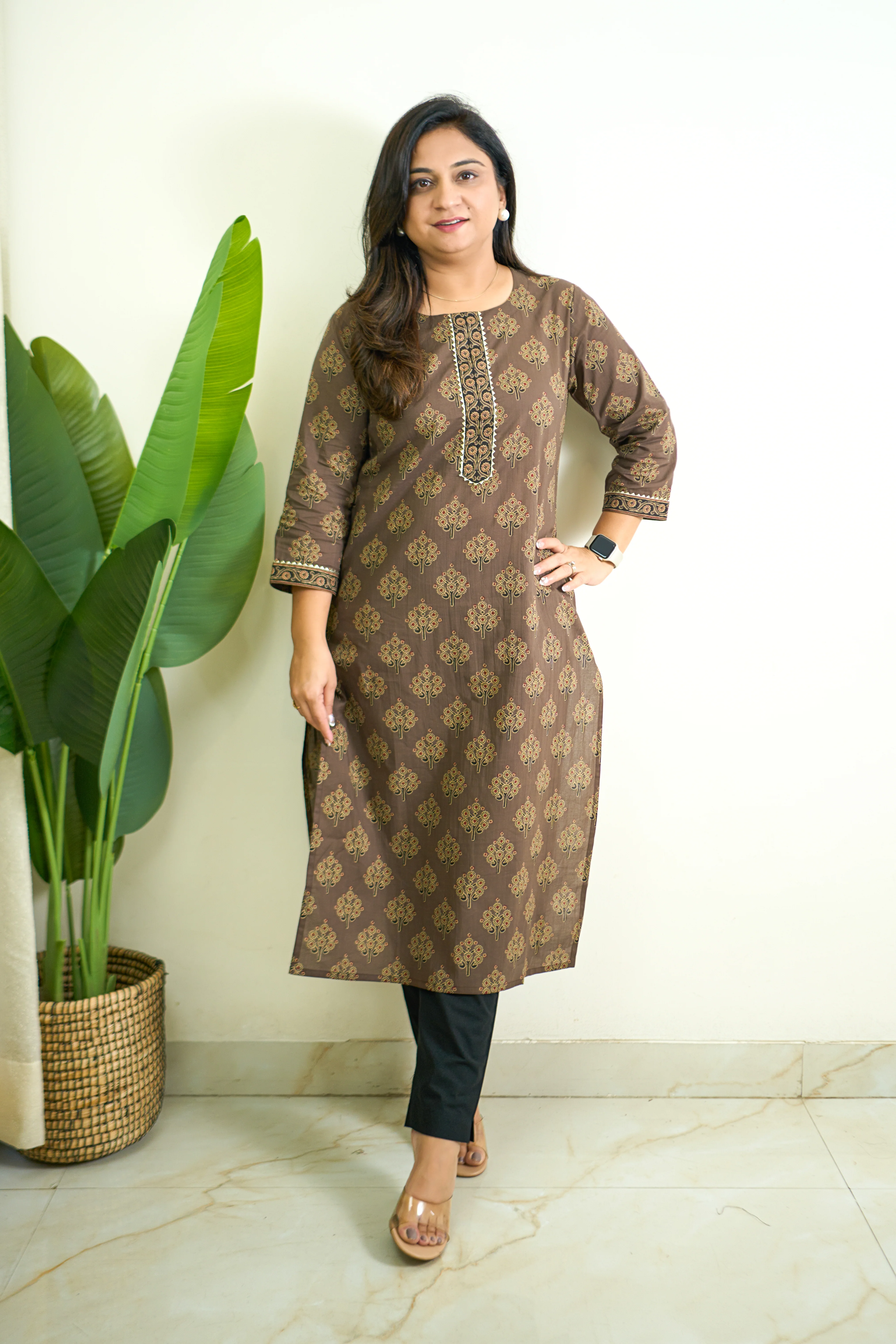 Brown Handblock Cotton Casual Straight Kurta - Image 2