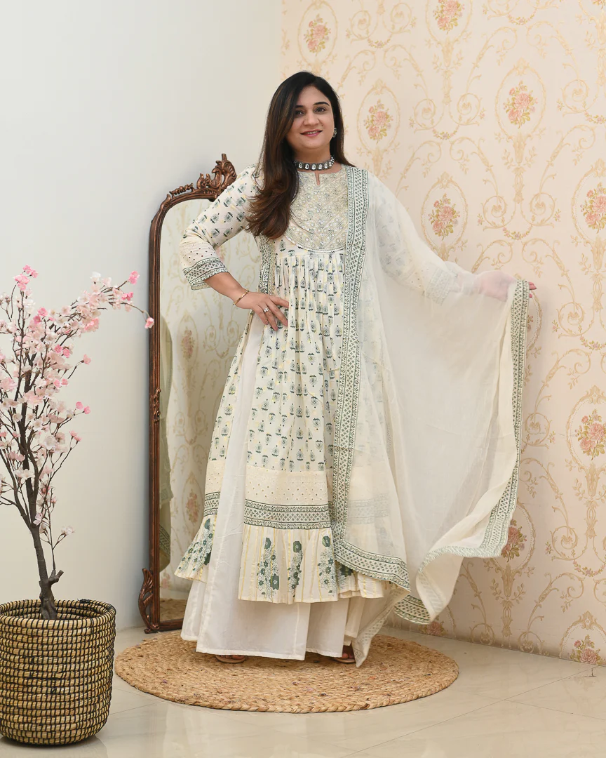Charvi Cotton Embroidered Nyra Divider Set - Image 6