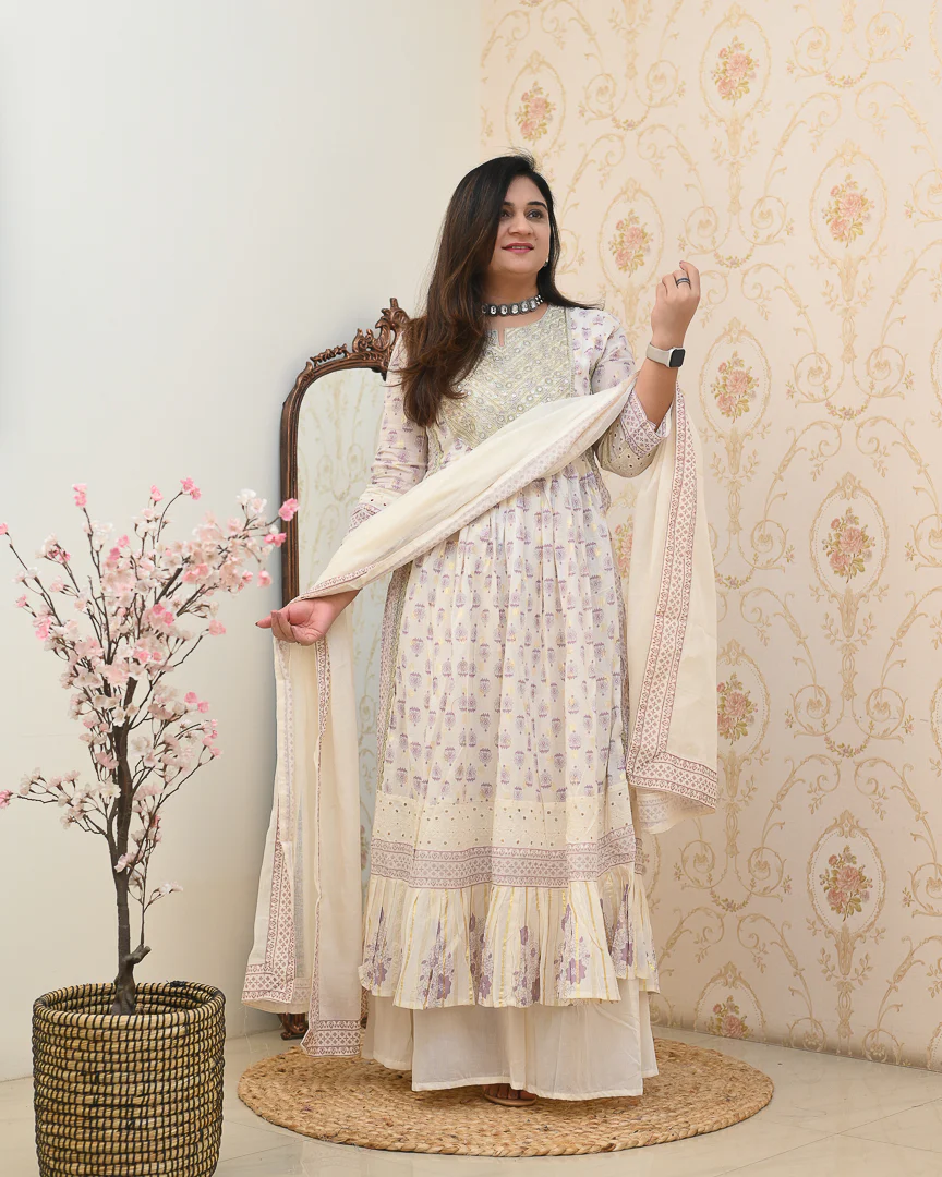 Charvi Cotton Embroidered Nyra Divider Set - Image 8