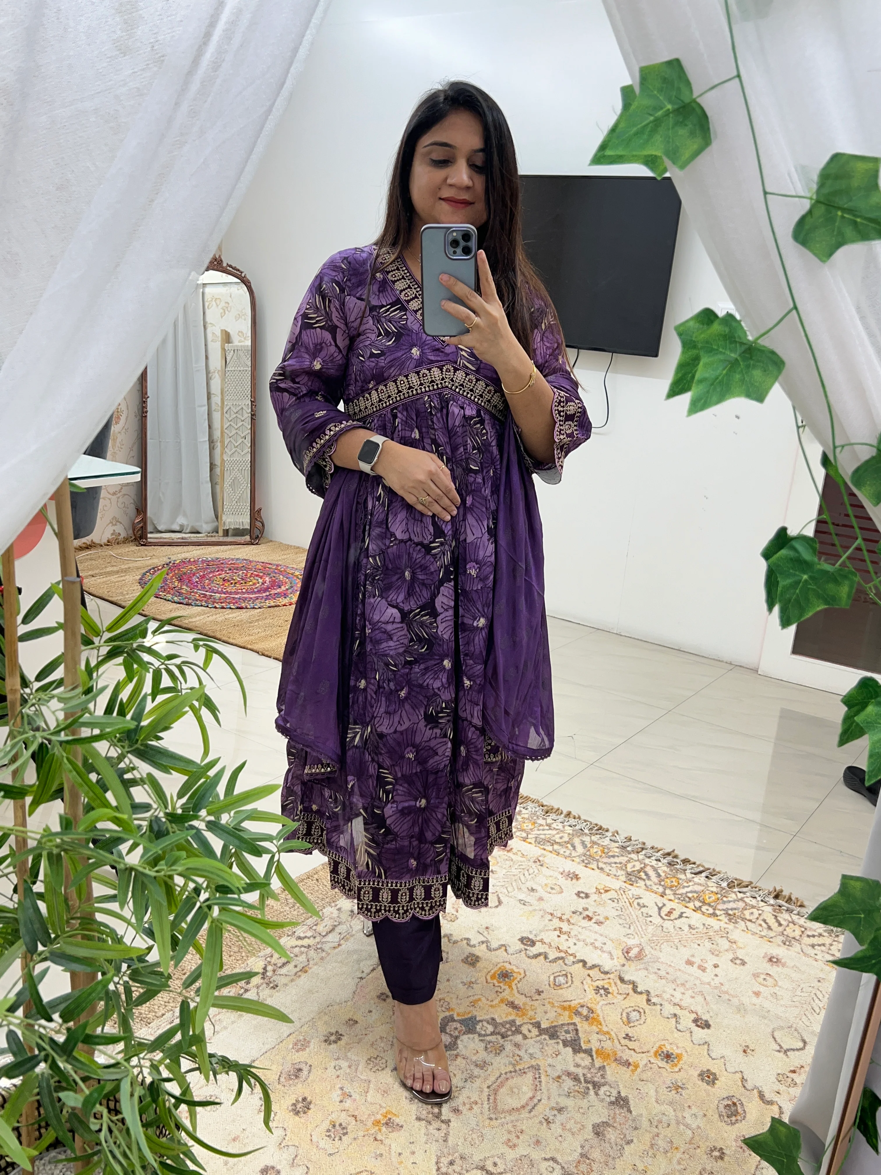 Chinnon Embroidered Floral Alia Pant Set - Image 3