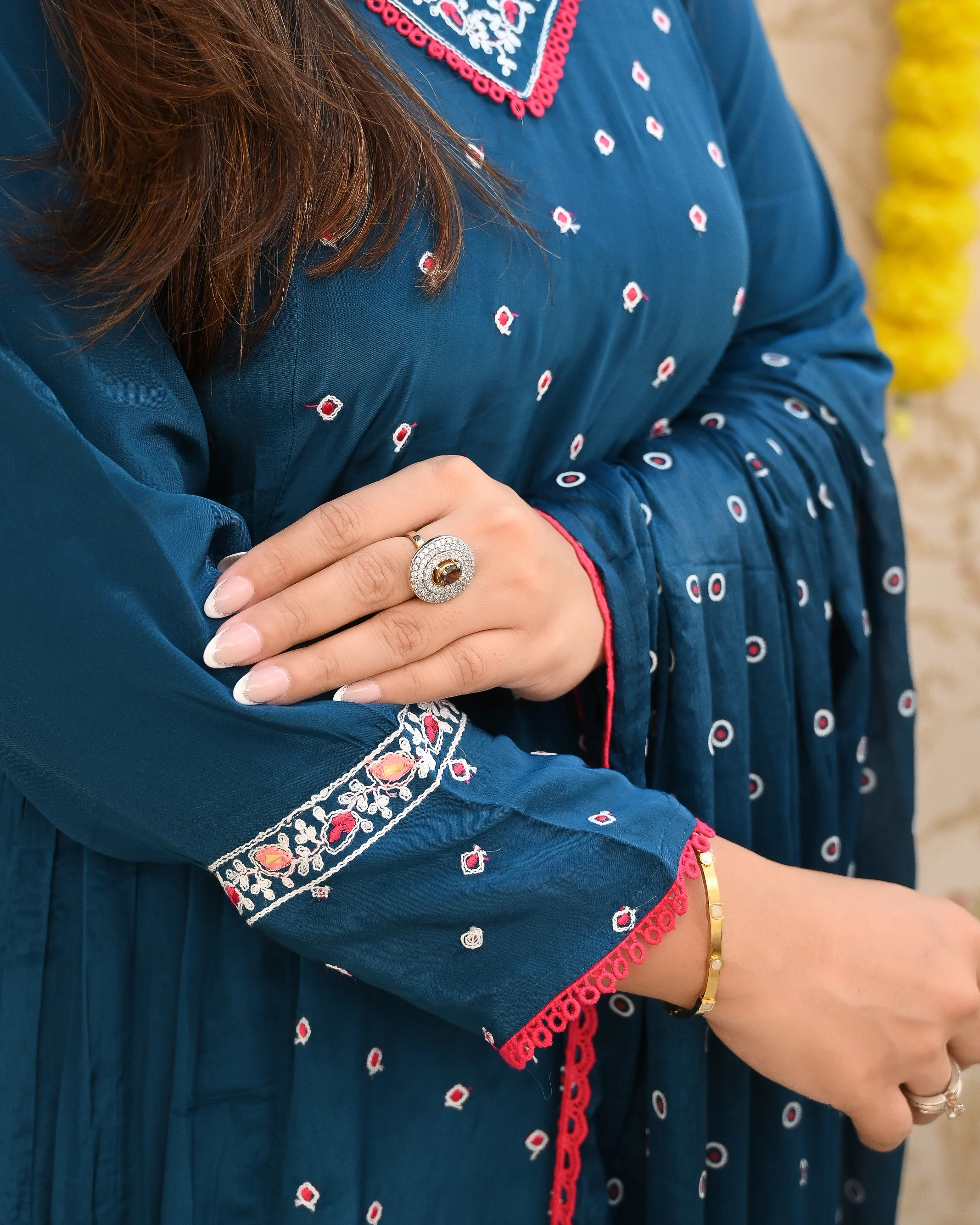 Chinnon Heavy Embroidered Afghani Set - Image 12