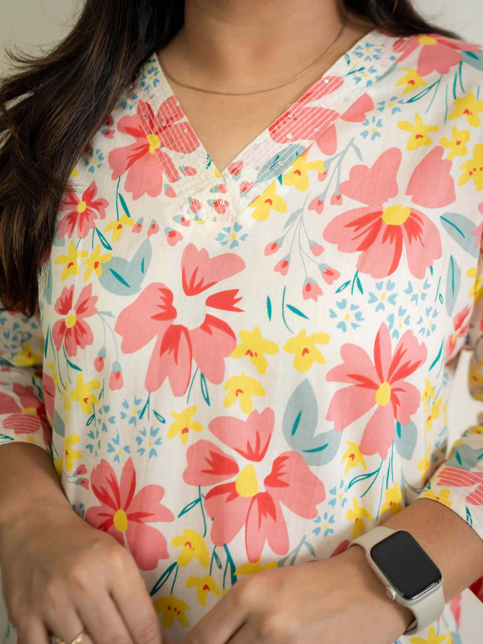 White MultiColor Flower Cotton Casual Straight Kurta - Image 9