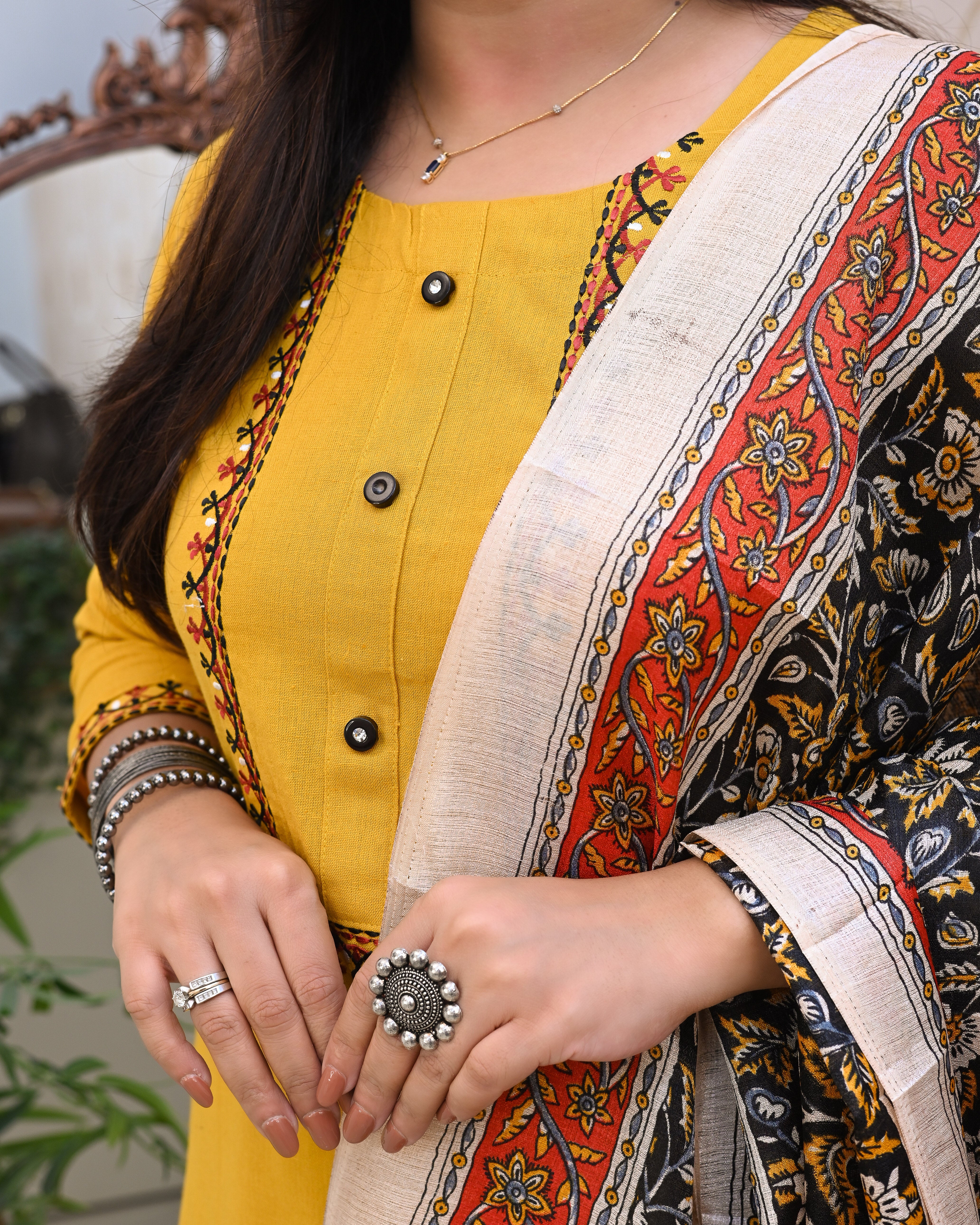 Cotton Embroidered Kalamkari Dupatta Suit - Image 10