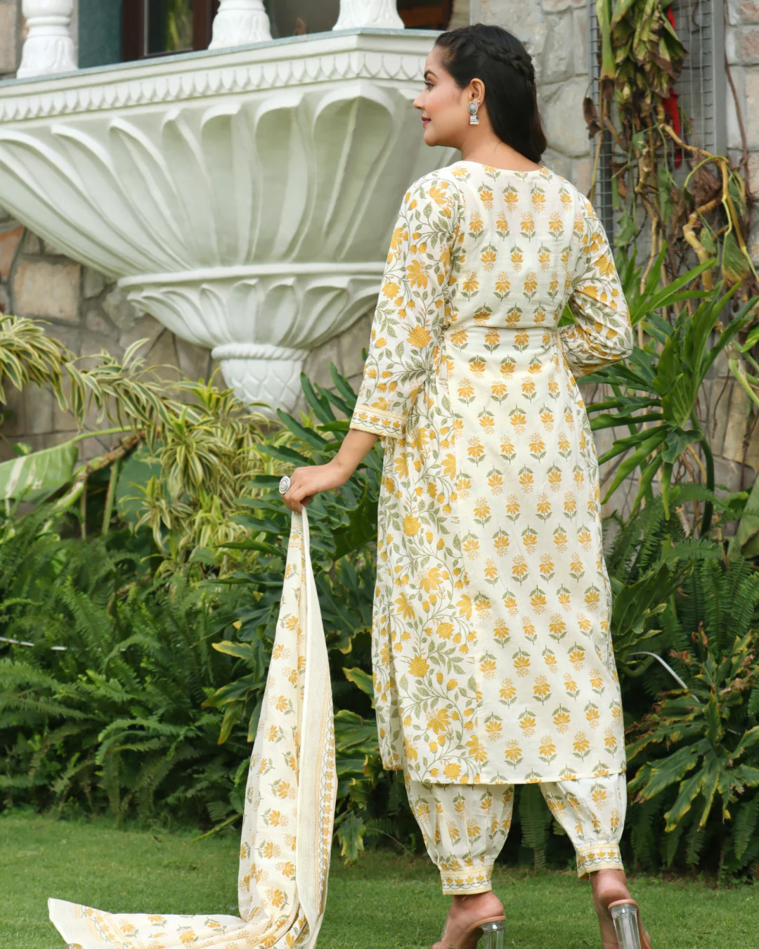 Cotton Floral Embroidered Afgani Set - Image 4