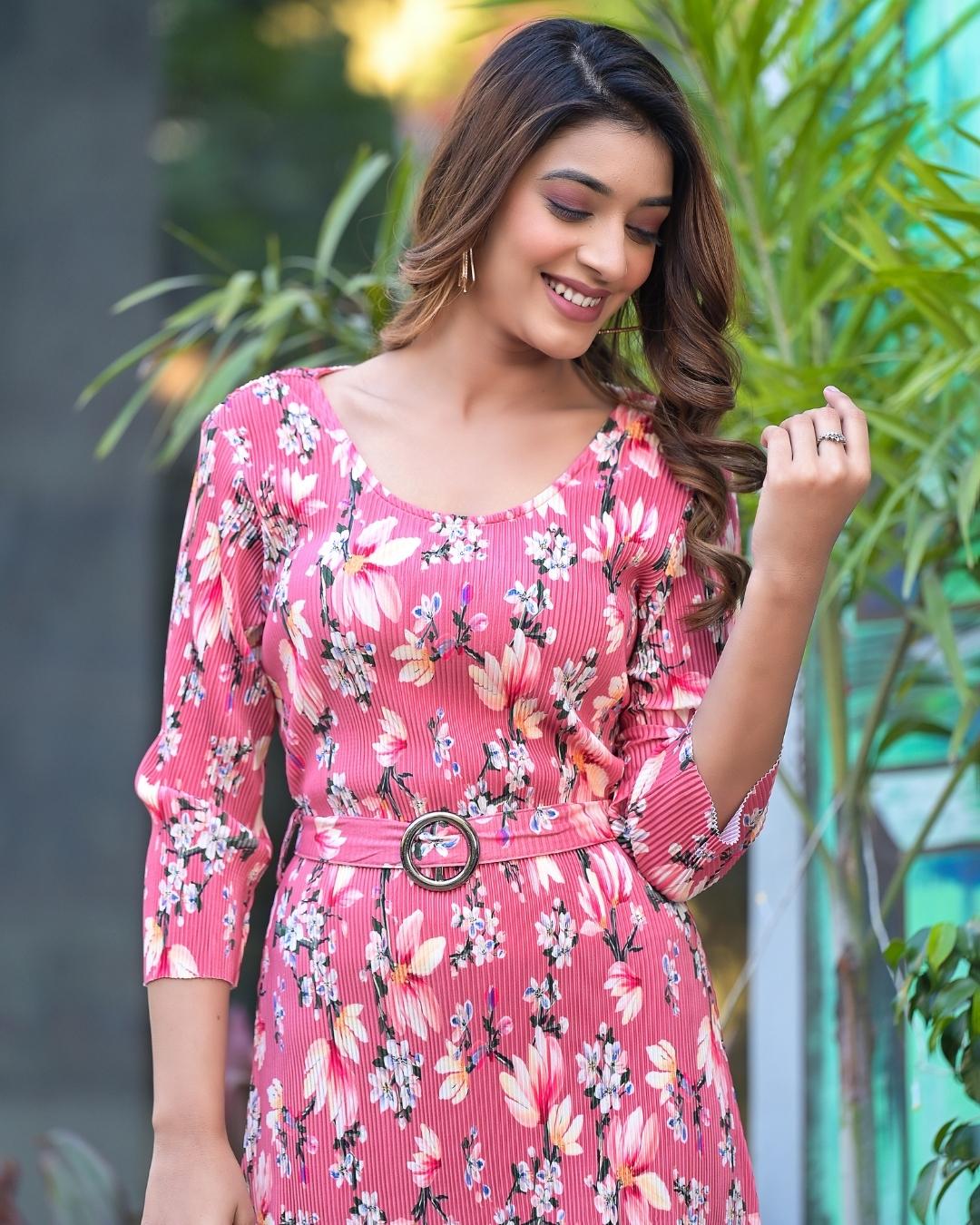 Daisy Lycra Pleated Floral Dress with Belt - Image 6