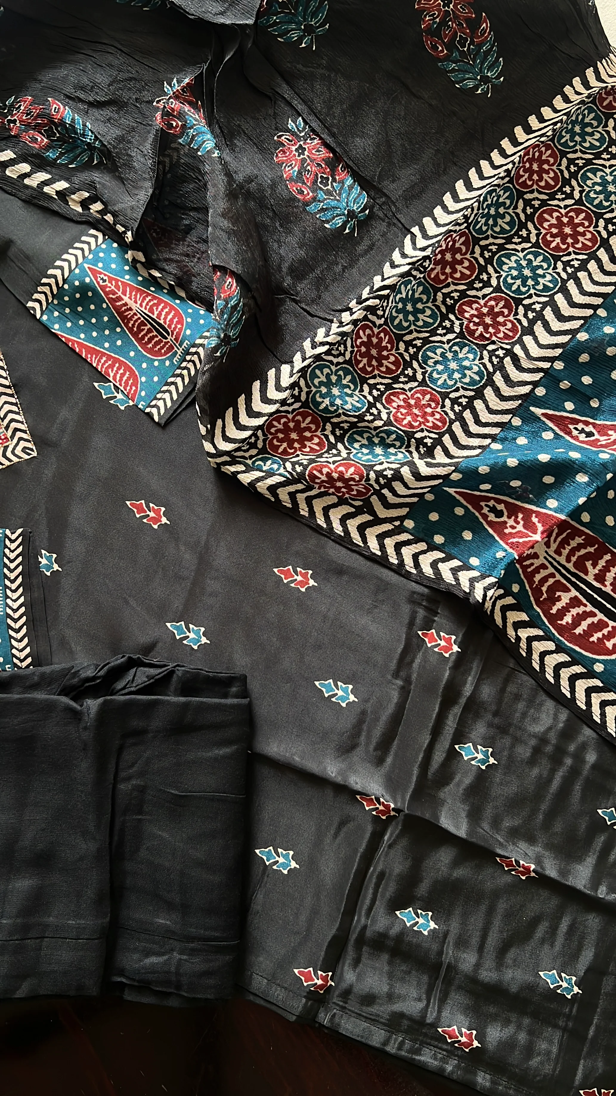 Dhara Ajrakh Crepe HandDetailed Pant Set - Image 2