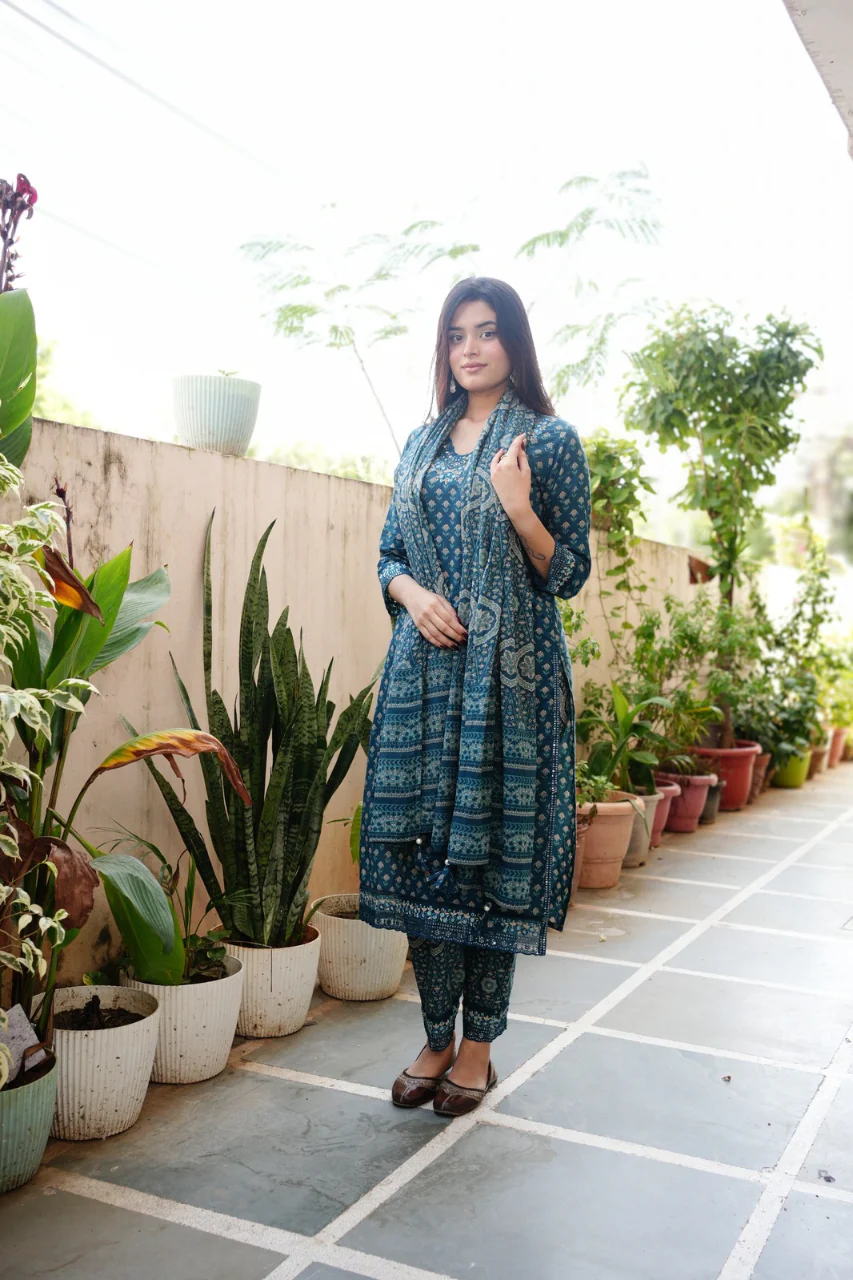 Dimpee Ajrakh Cotton HandEmbroidered Dupatta set - Image 9