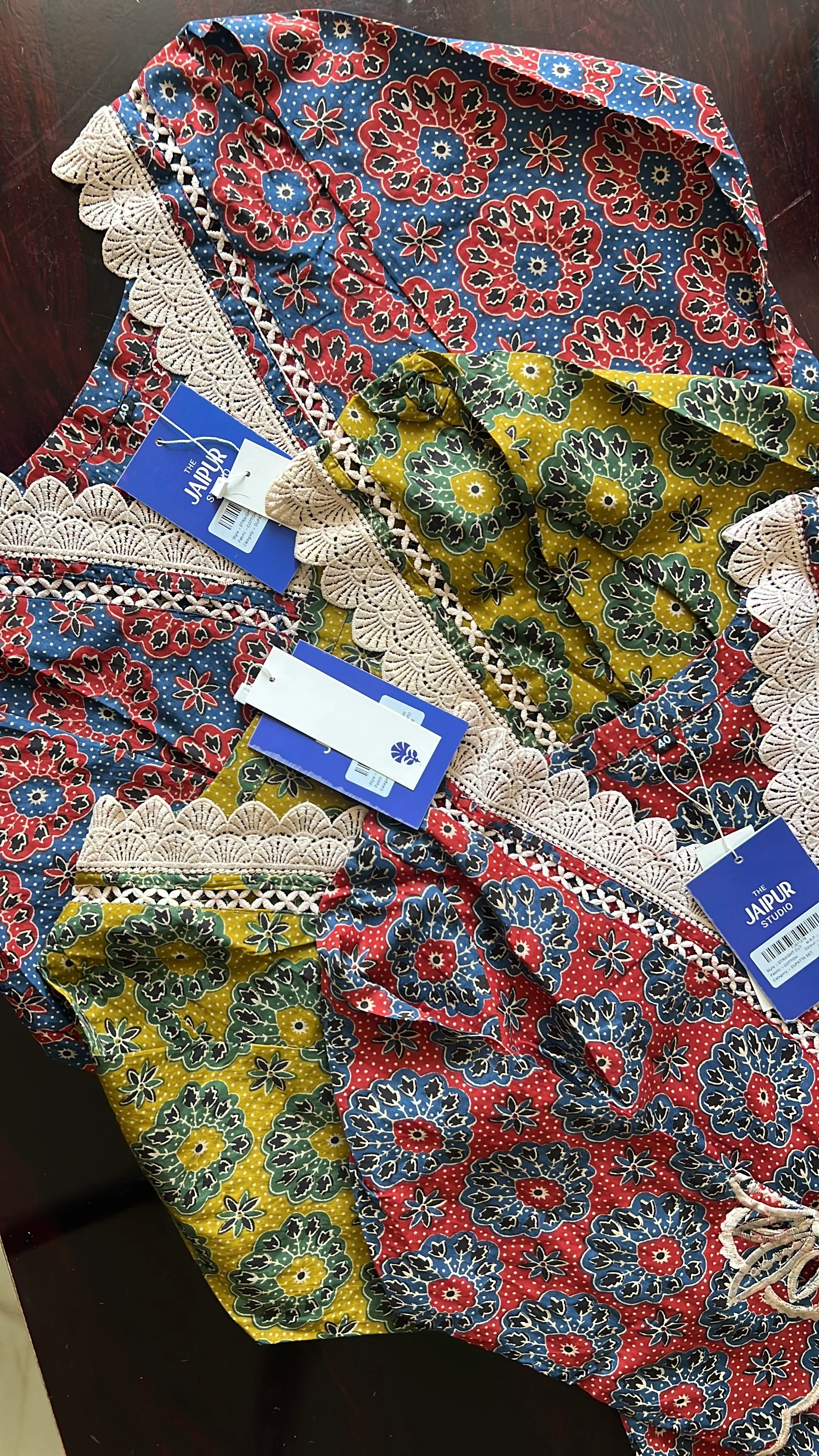 Driti Cotton Cutwork Detailed Pant set - Image 17