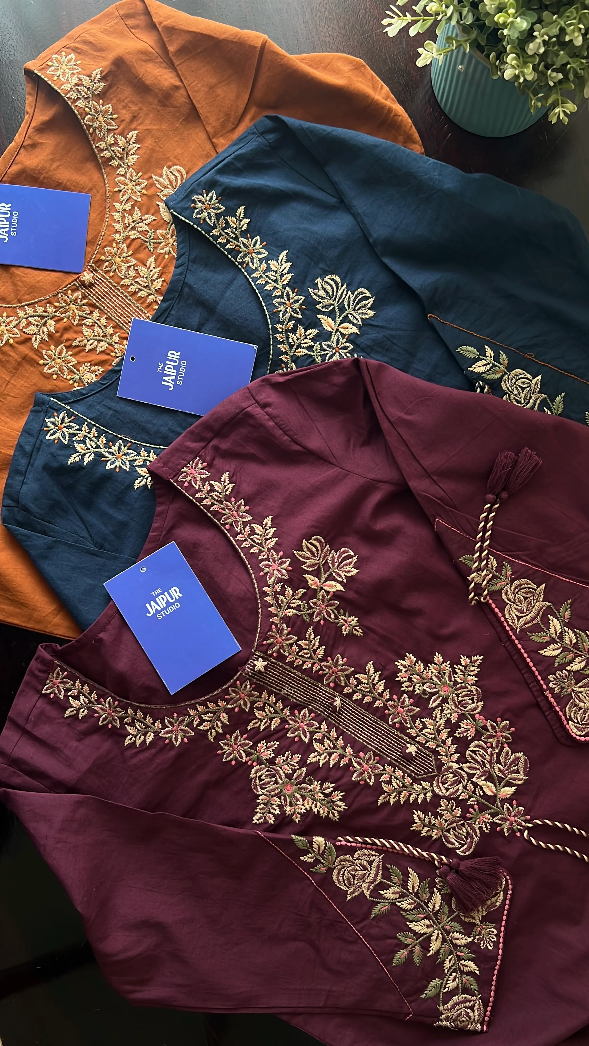 Gargi Premium Cotton Embroidered Pant set - Image 3