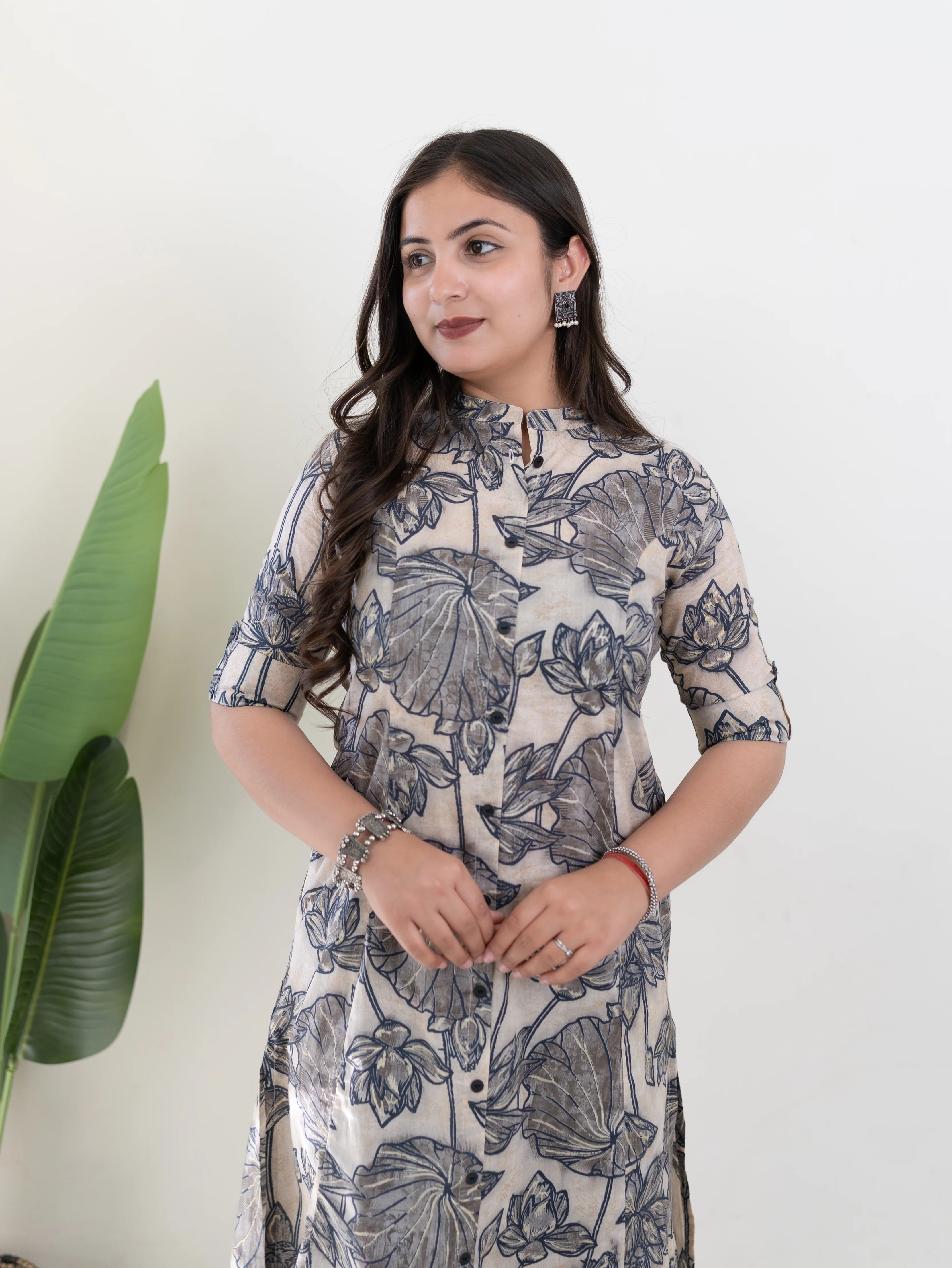 Grey Floral A-line Cotton Kurta Set - Image 7