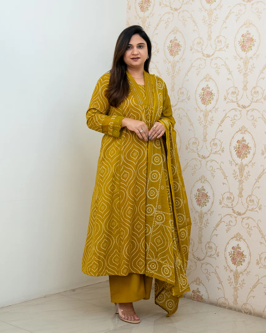 ‘Heena’ Cotton A-line Embroidered Divider Set - Image 11