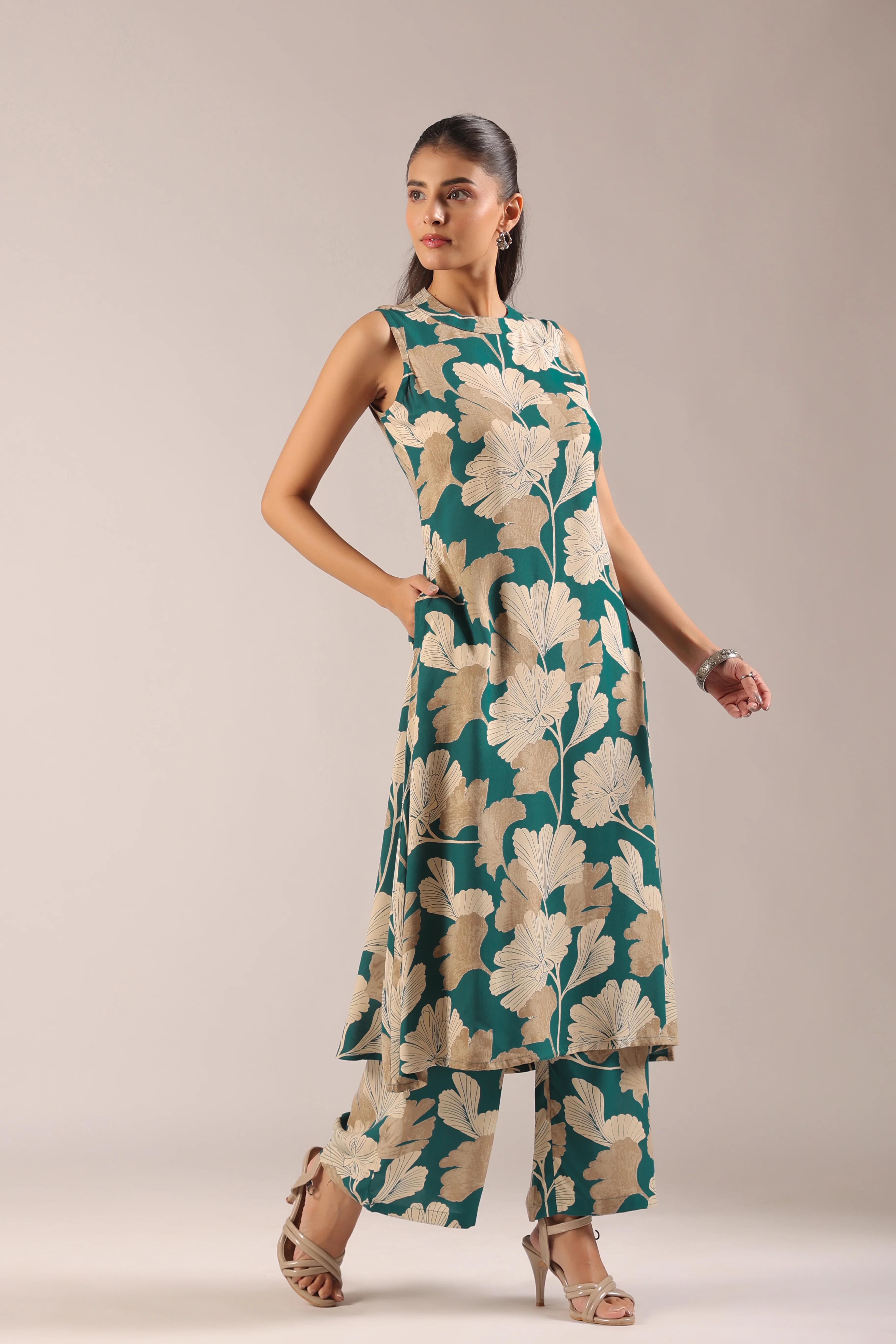 Hita Rayon Floral Print A-line Coord Set - Image 2