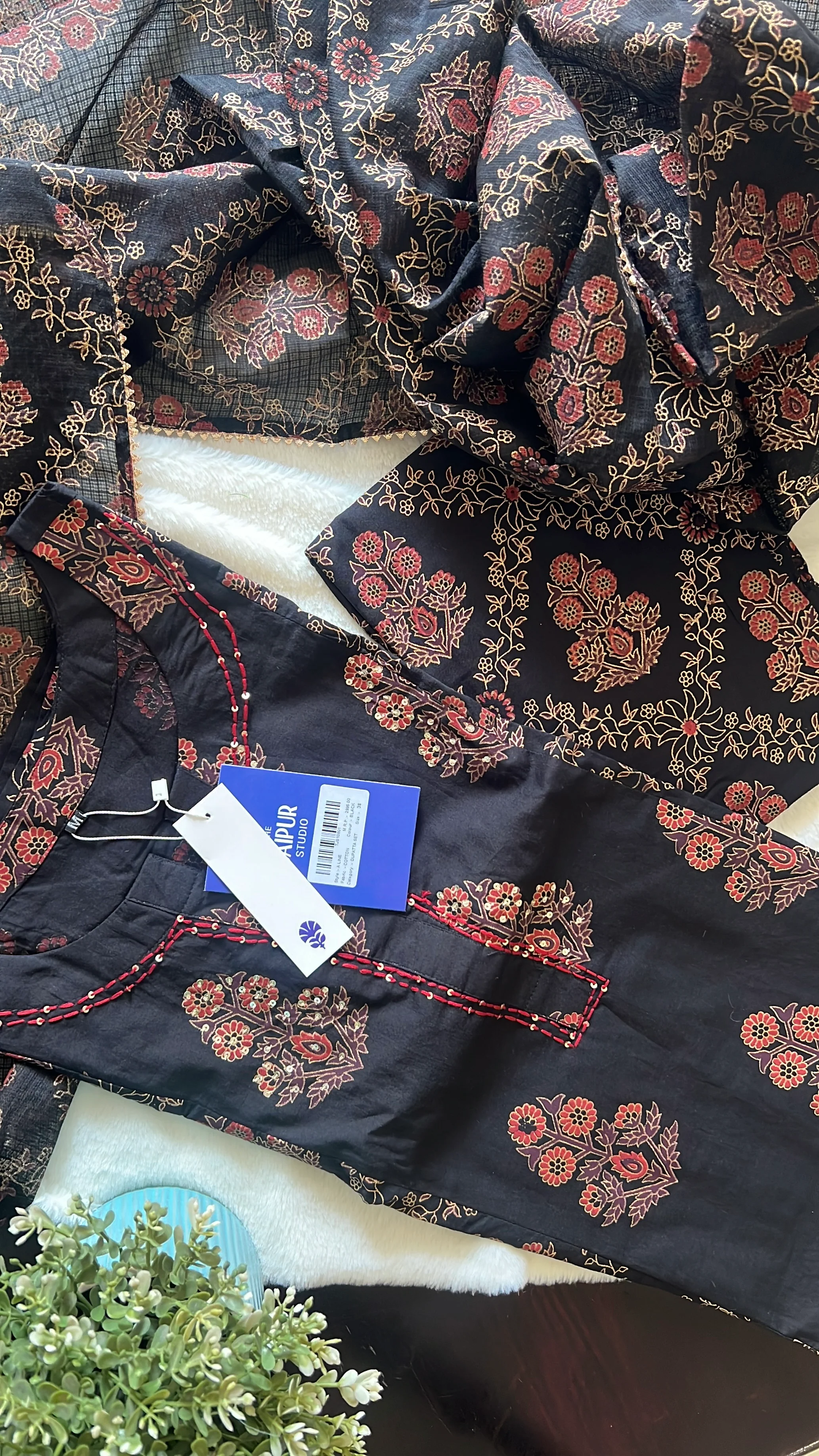 Irya Cotton Handblock Embroidered Pant Set - Image 9