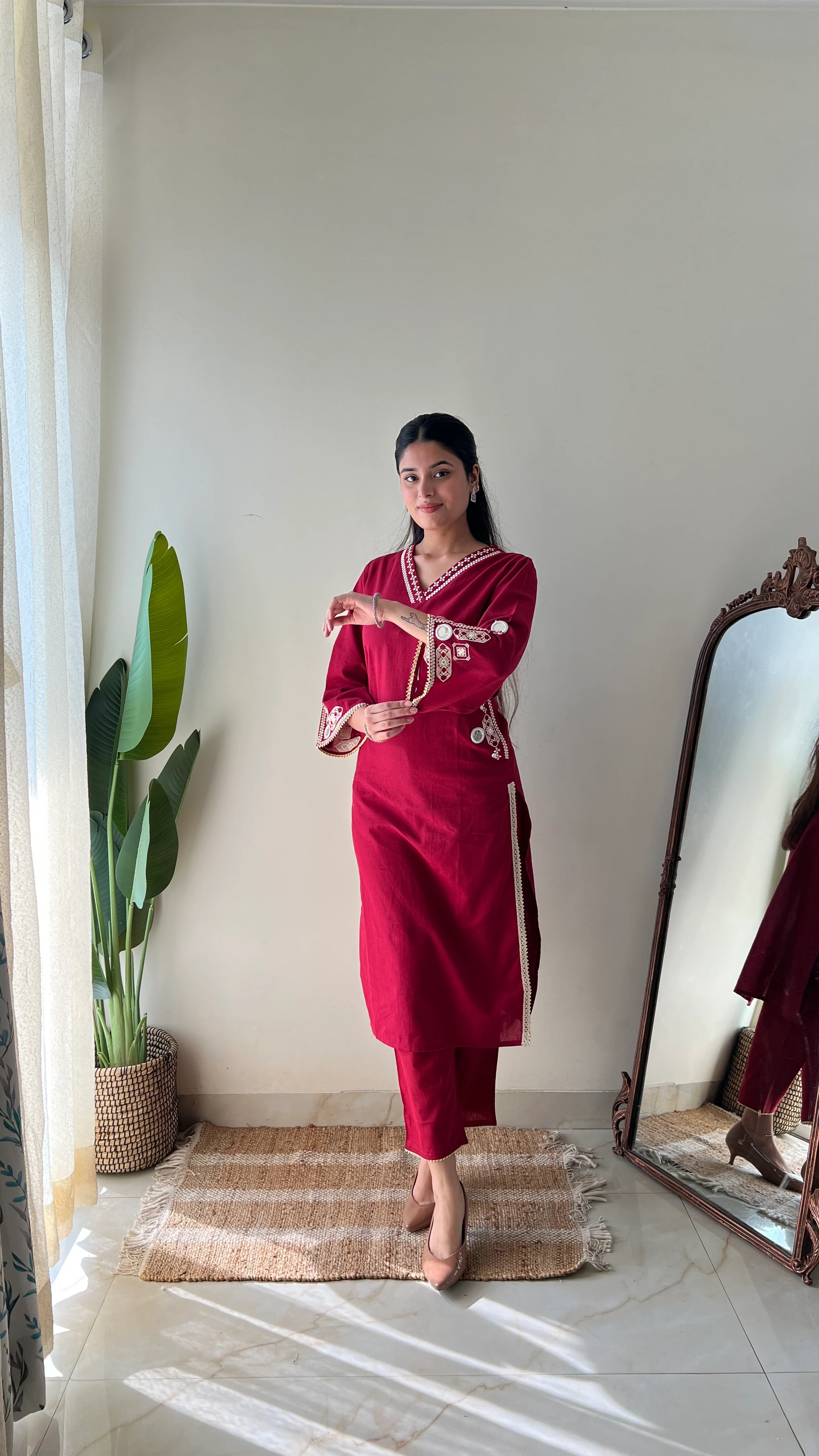 Jalsa Kutch Embroidered Straight Pant Set - Image 2