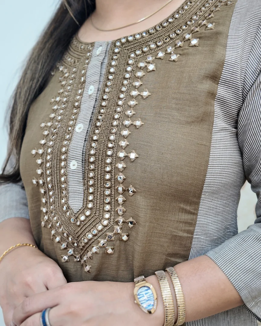 Kanya Handloom Embroidered Pant Set - Image 10