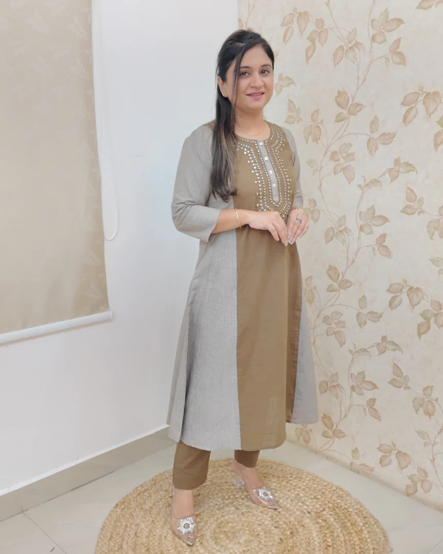 Kanya Handloom Embroidered Pant Set - Image 8