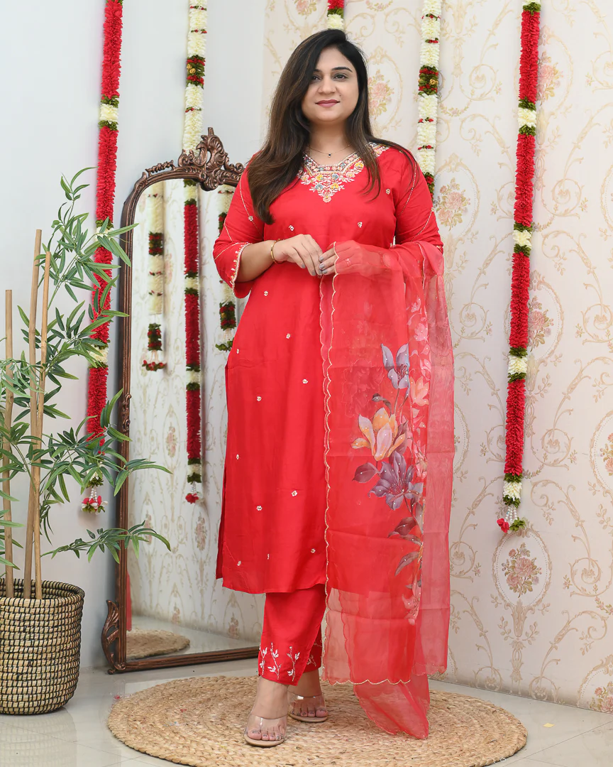 Kavya Silk Handembroidered Pant Set - Image 5