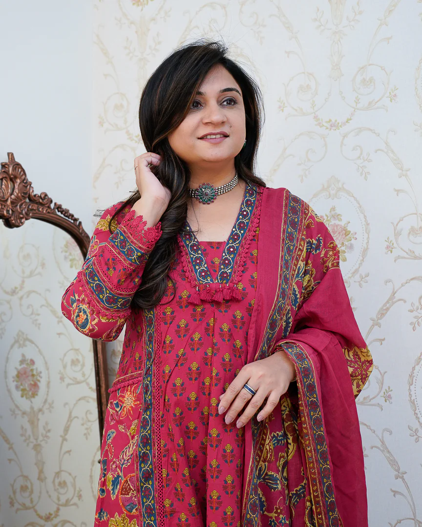 Libha Cotton Embroidered A-line Divider set - Image 15