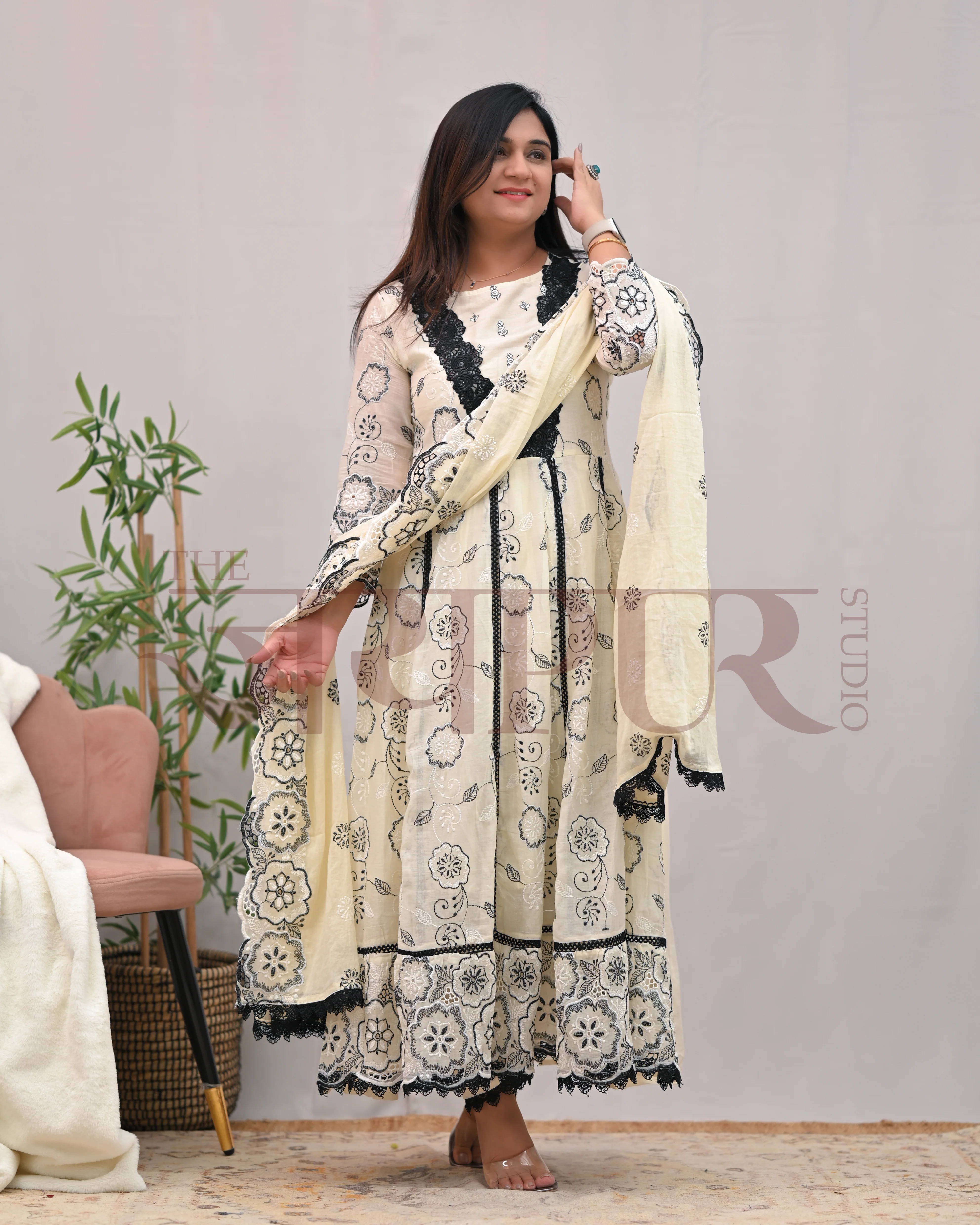 Mahira Cotton Sciffili Anarkali Pant Set - Image 2