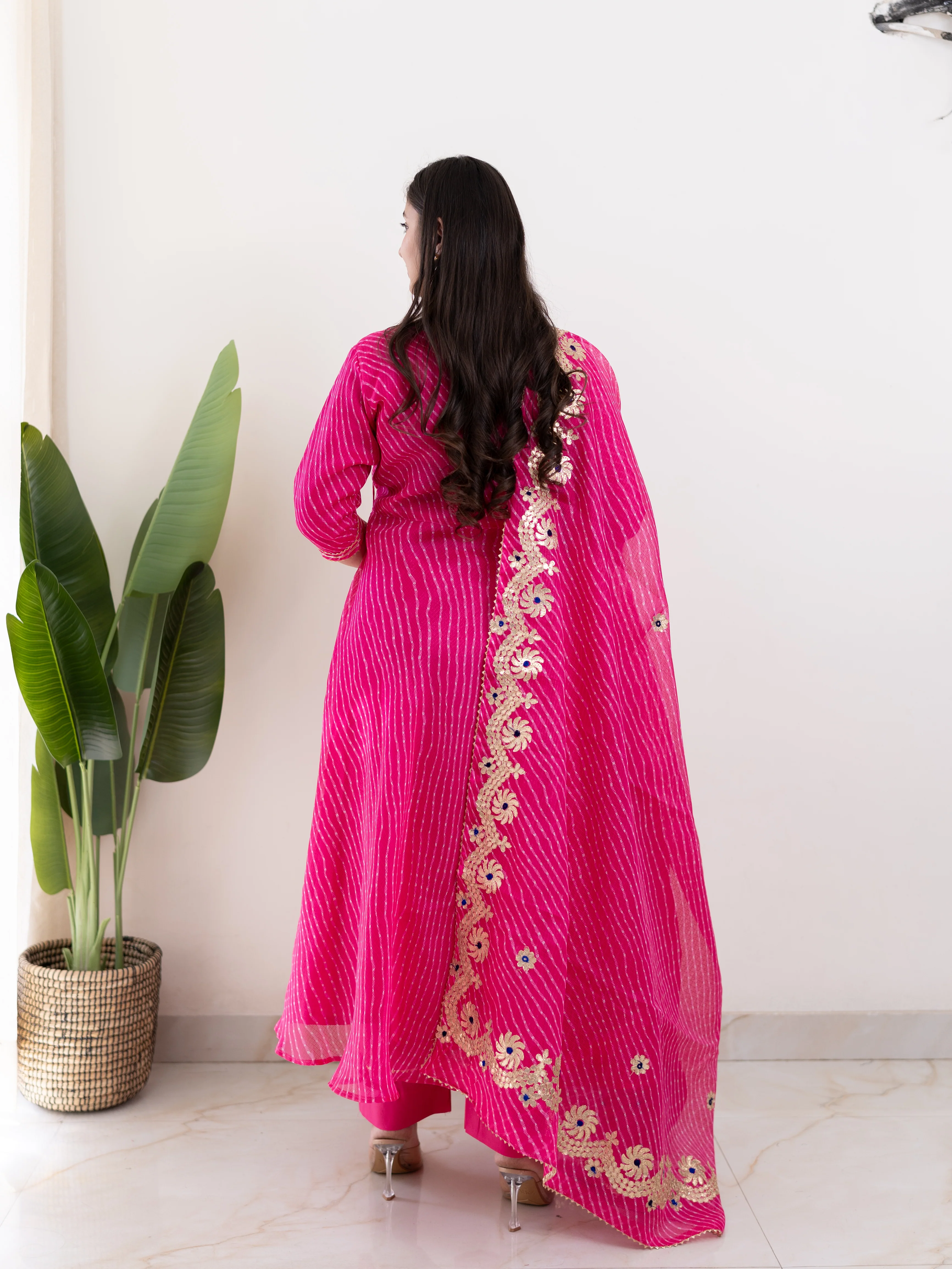 Mahira Pink Kota Doria Leheriya Gotta Detailed Anarkali Dupatta Set - Image 7