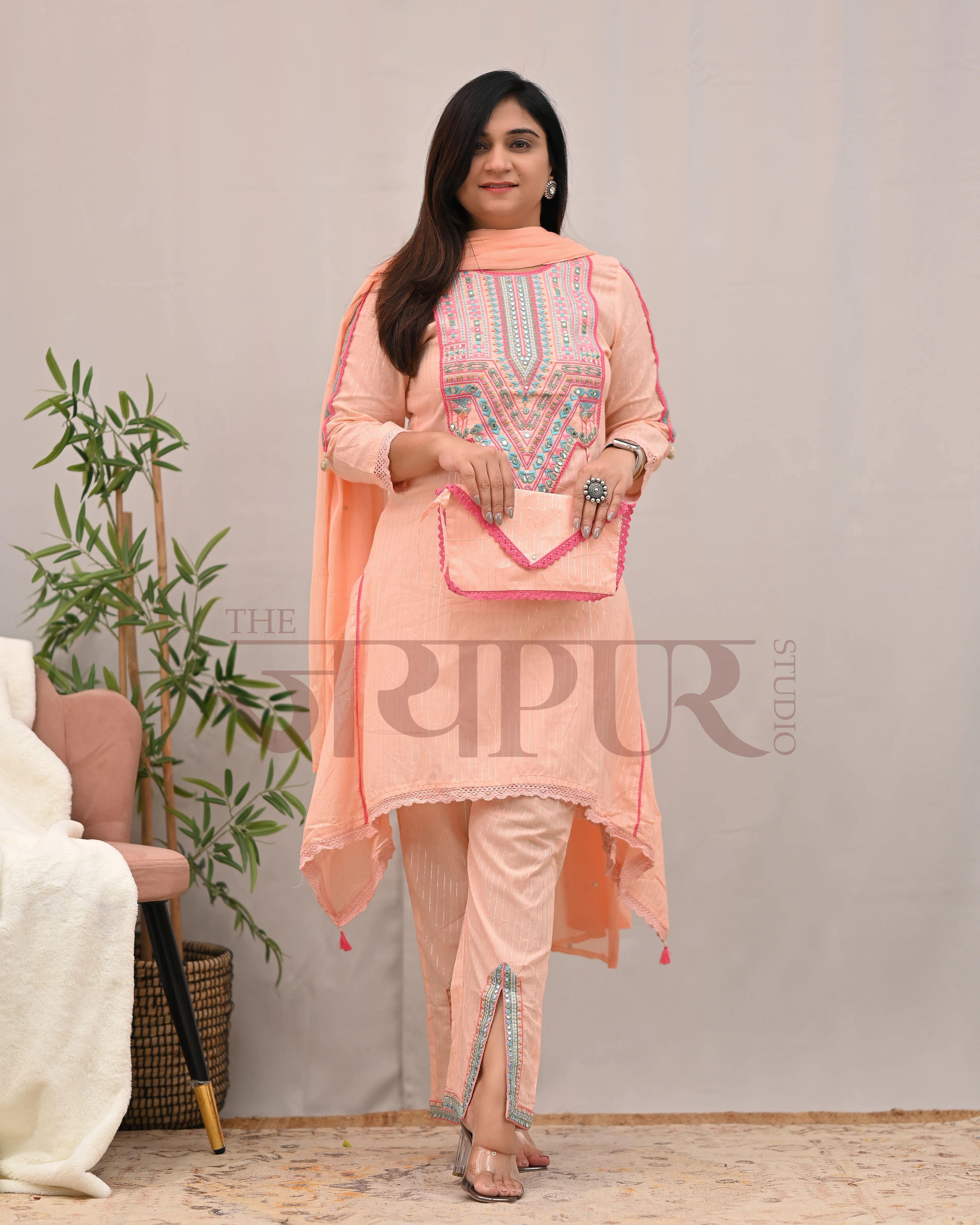 Meerza Asymmetric Embroidered Pant Set - Image 14