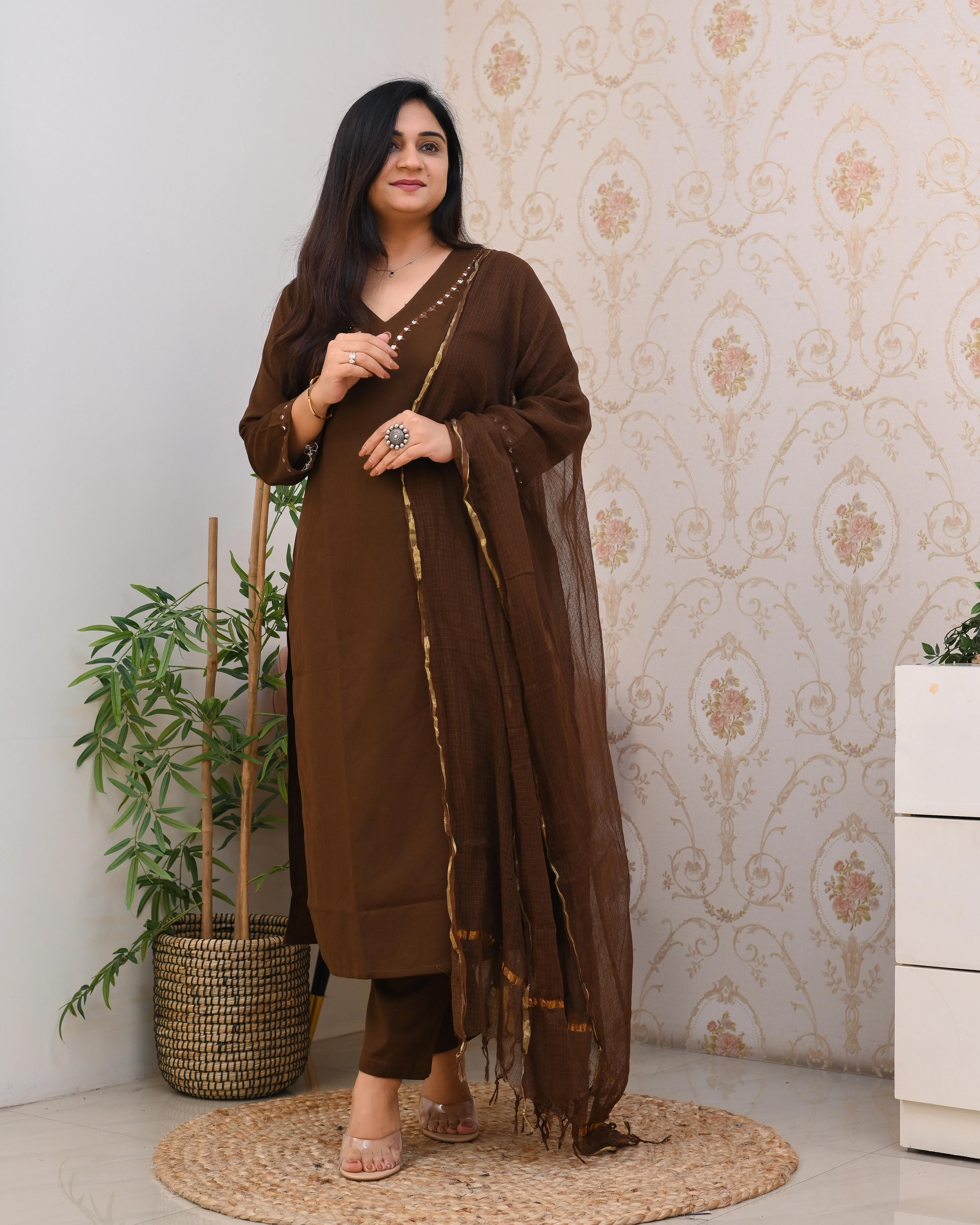 Mirror Embroidered Cotton Solid Color Pant Set - Image 5