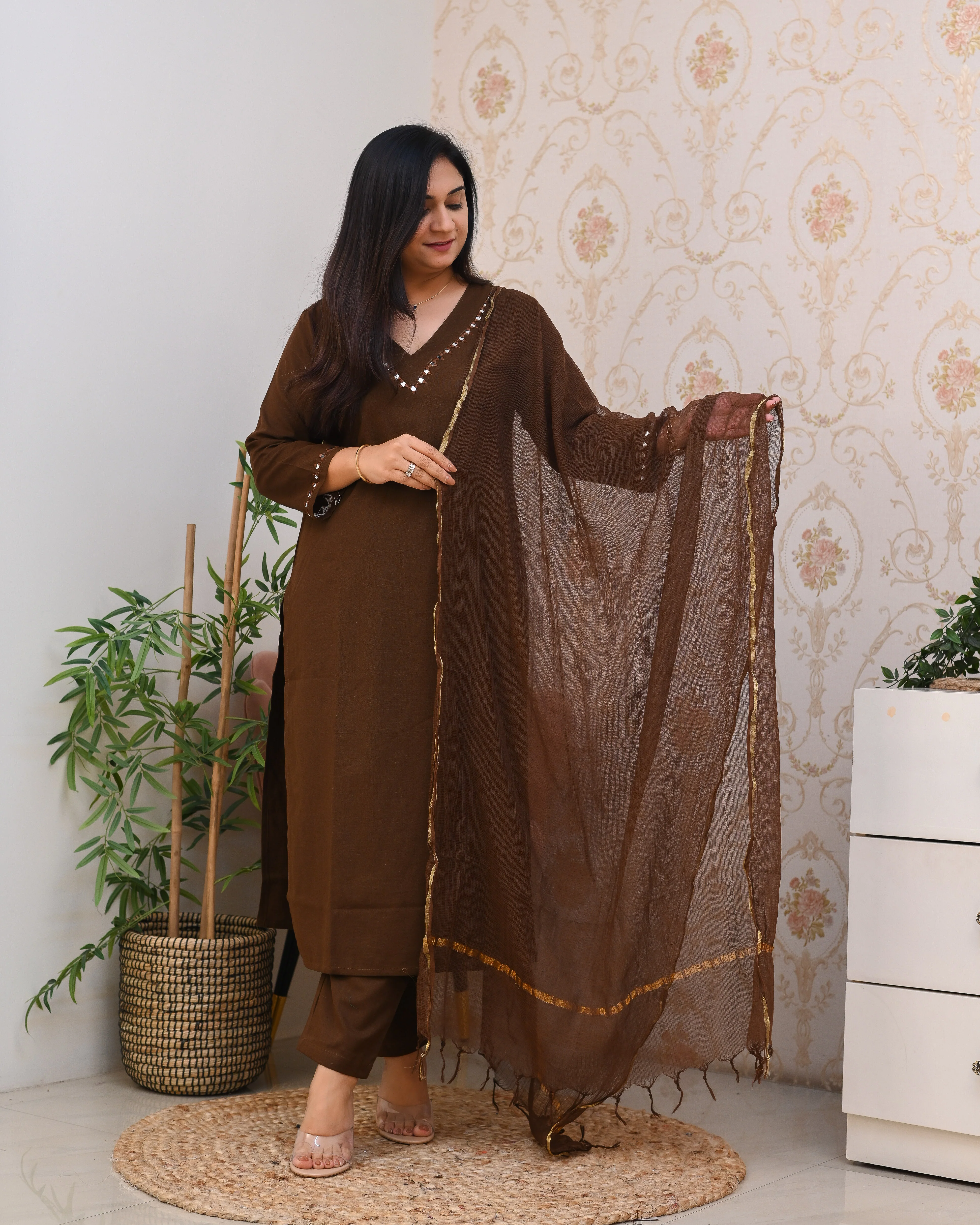 Mirror Embroidered Cotton Solid Color Pant Set - Image 6
