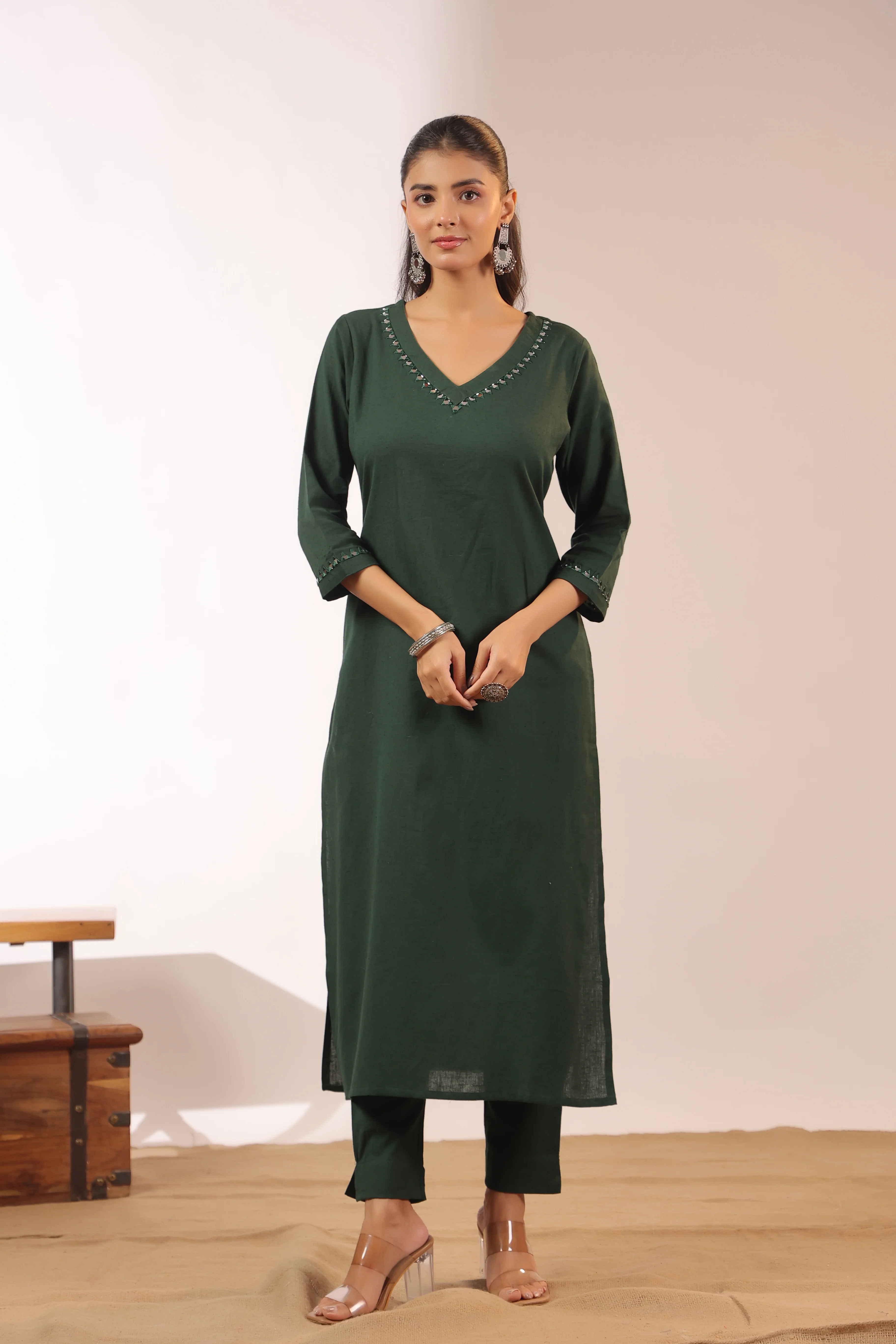 Mirror Embroidered Cotton Solid Color Pant Set - Image 9