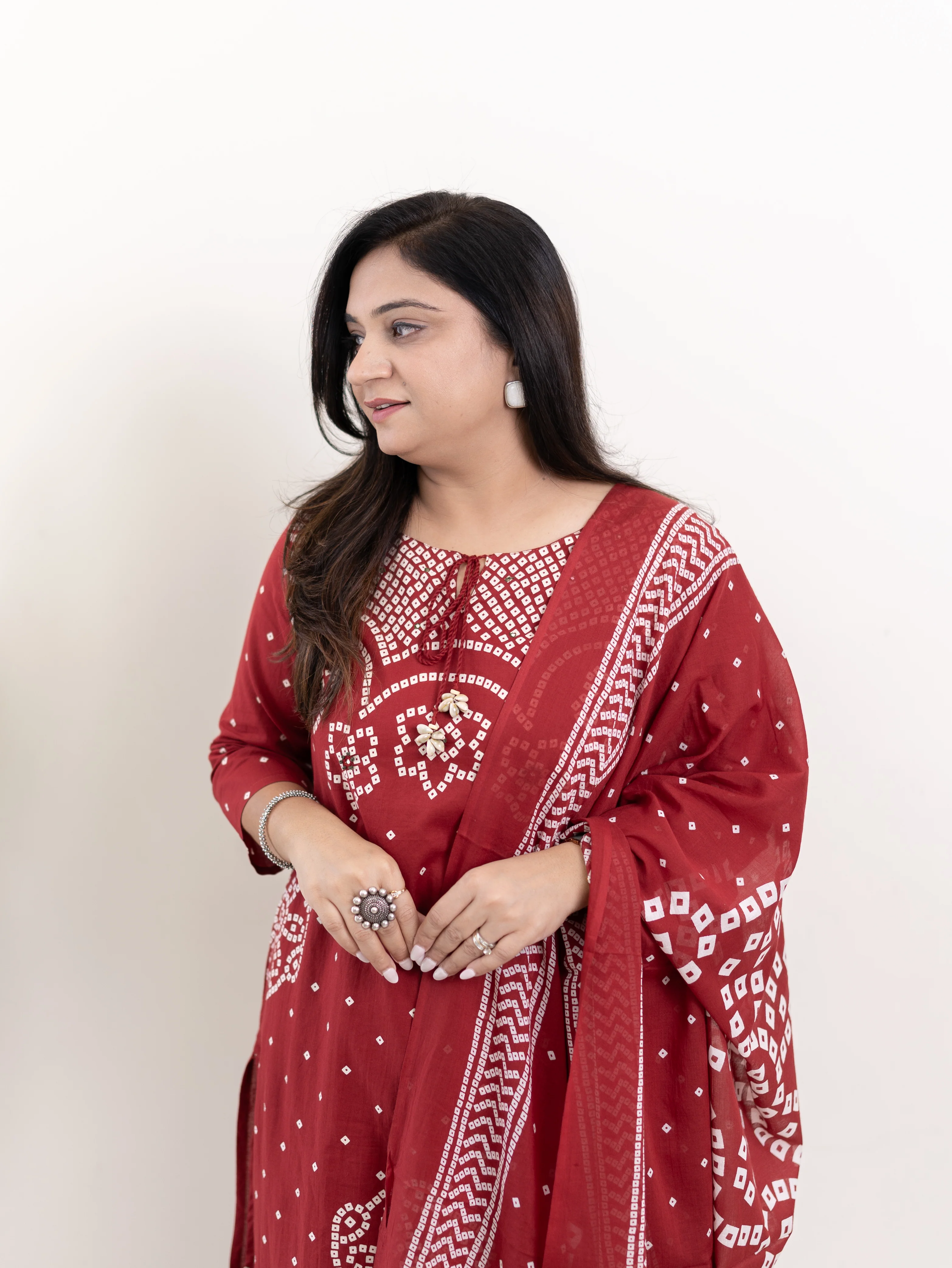 Mishi Red Cotton Bandhani Straight Dupatta Set - Image 8