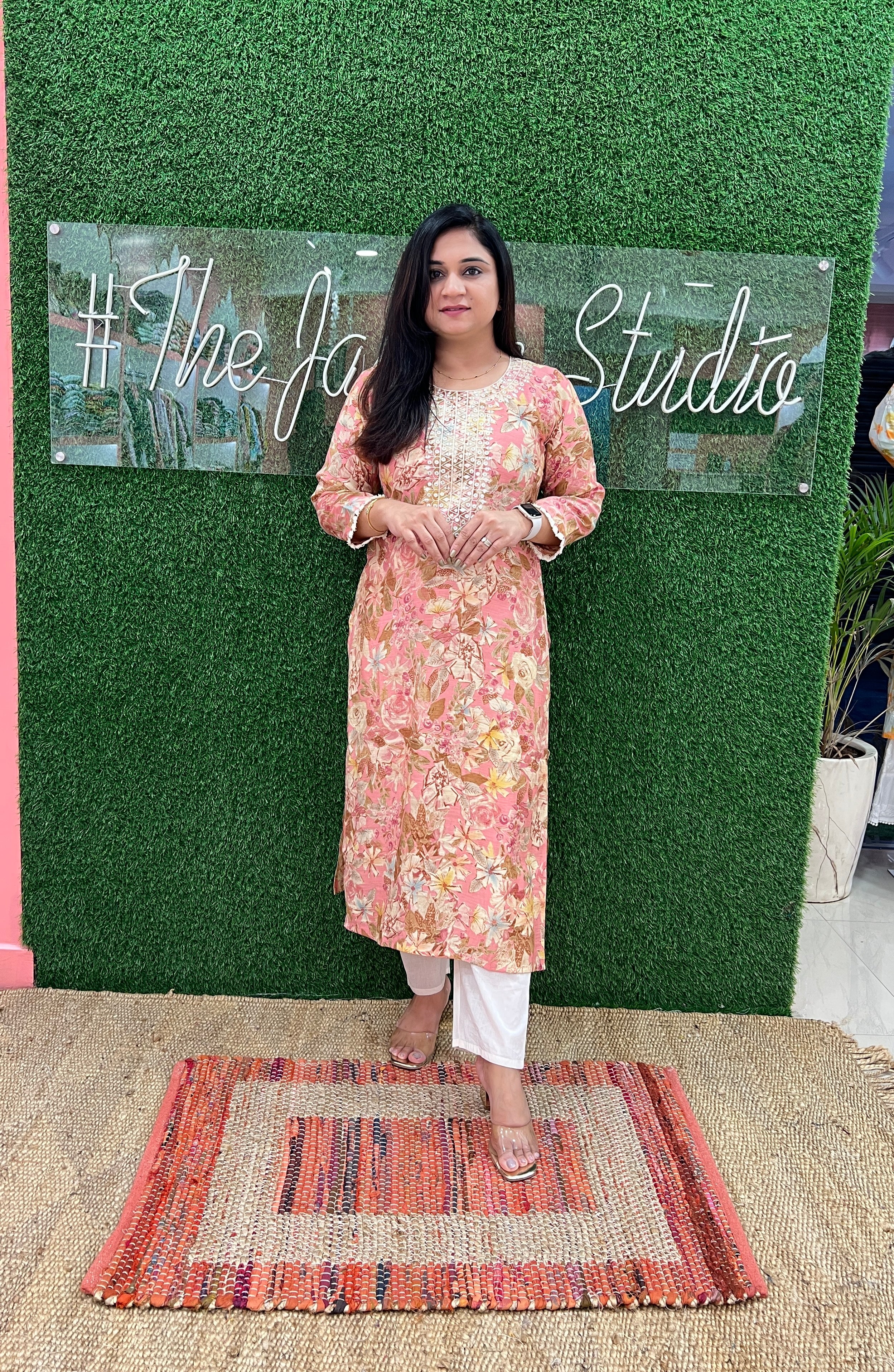 Mul Cotton Digital Floral Print Embroidered Kurta - Image 4