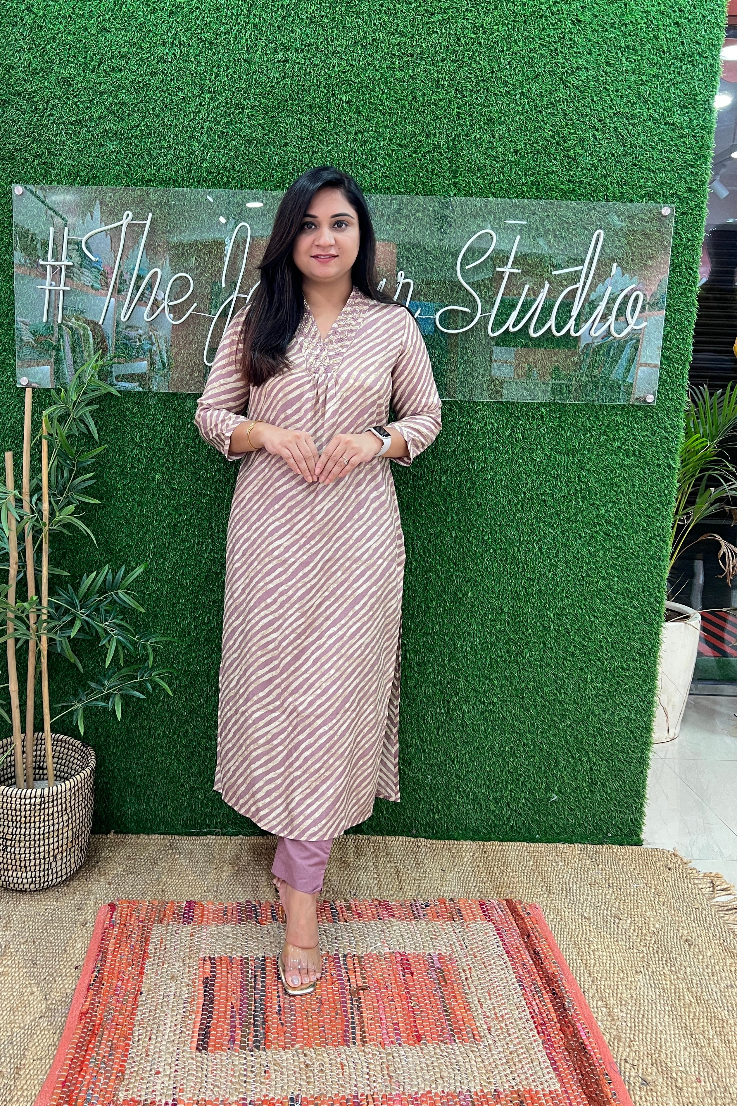 Muslin Leheriya Hand Embroidered Pant Set - Image 9