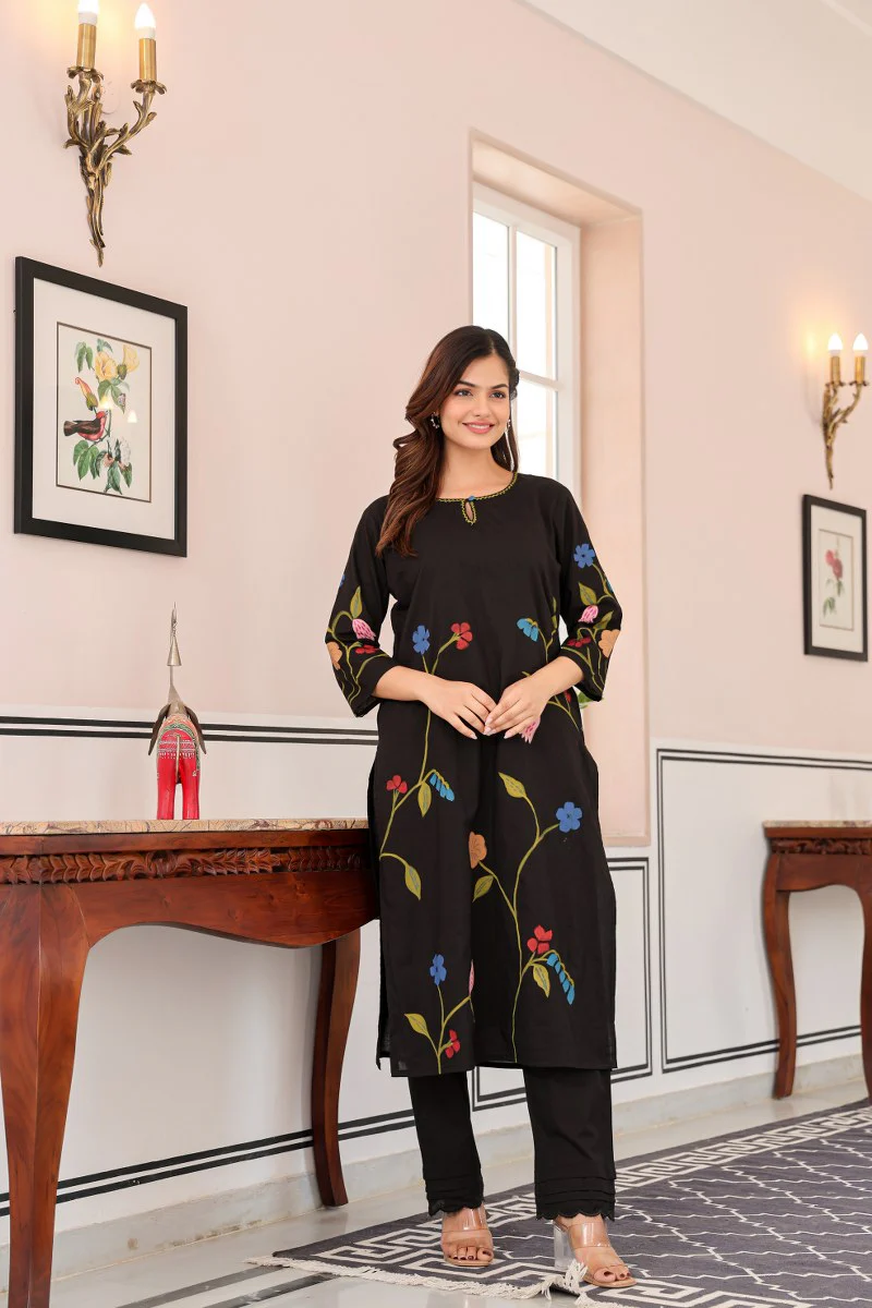 Nagma Mul Cotton A-line HandPainted Pant Set - Image 2