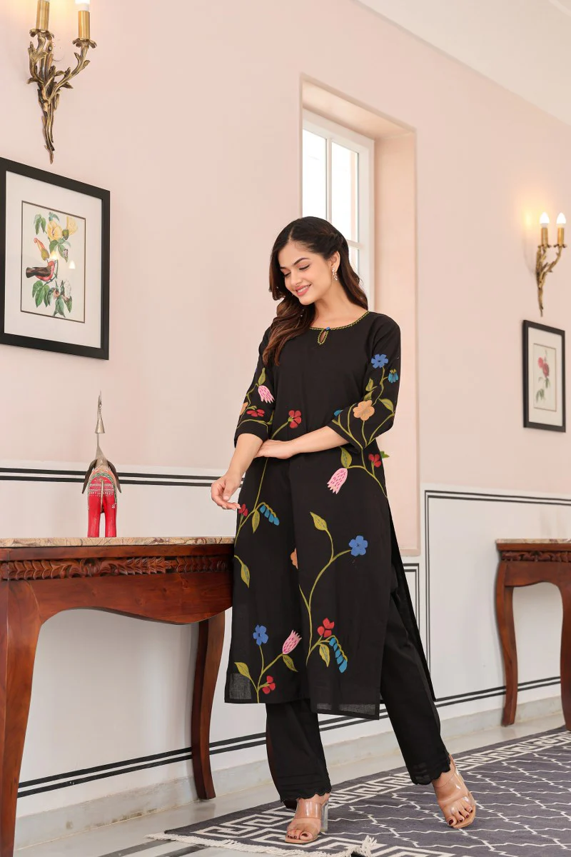 Nagma Mul Cotton A-line HandPainted Pant Set - Image 4