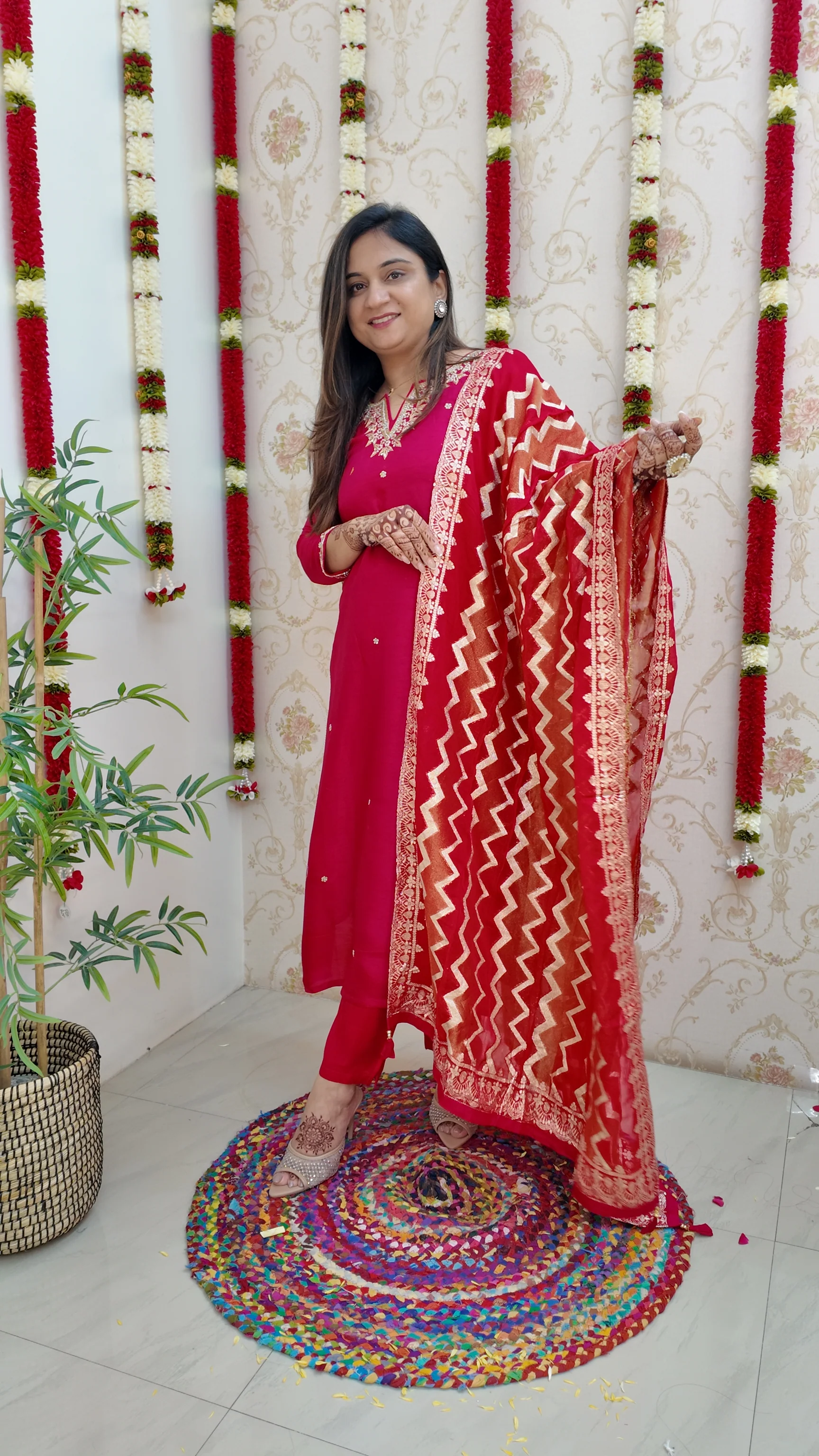 Neria Silk Hand Embroidered Festive Pant Set - Image 7