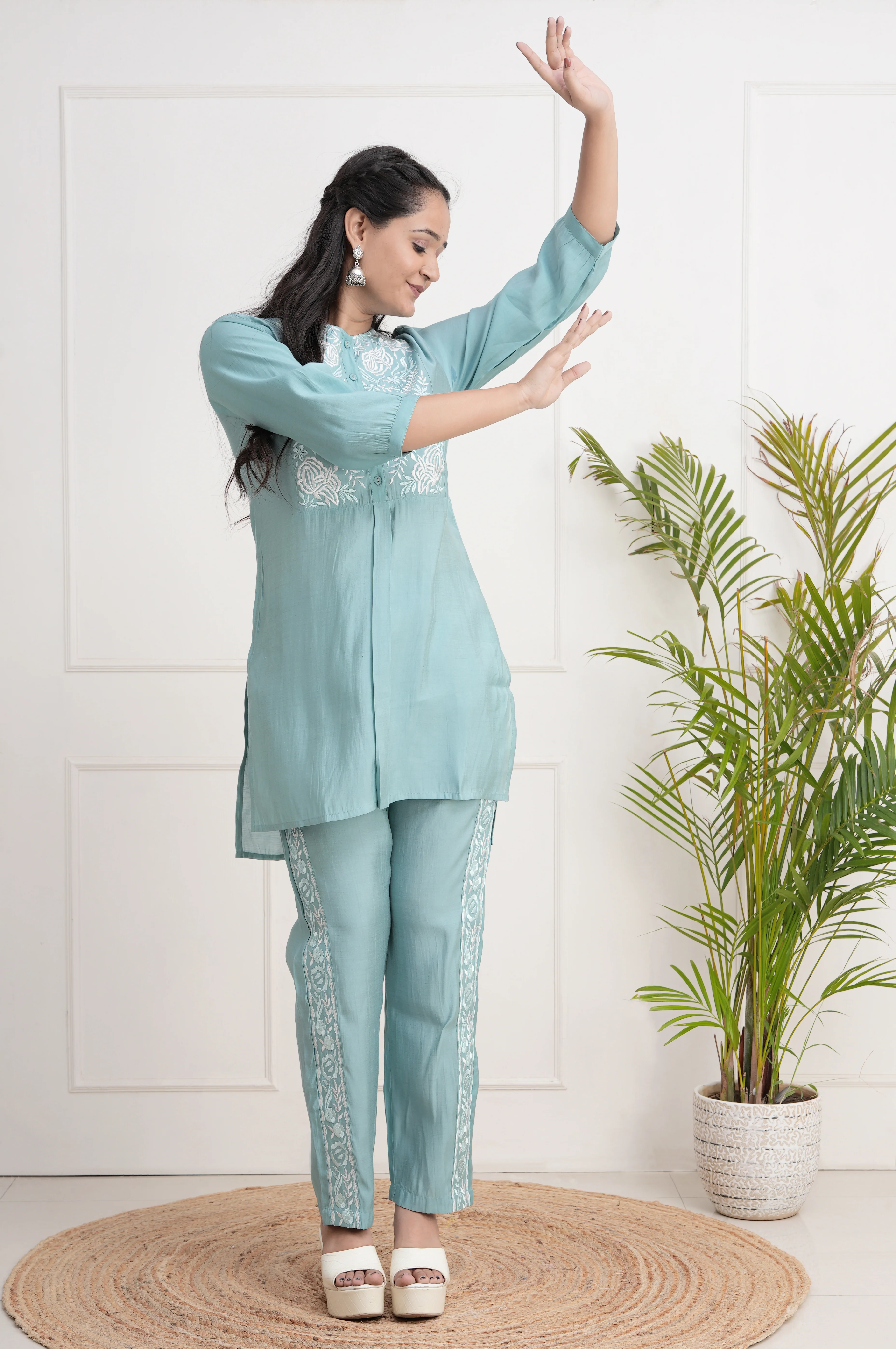 Niasa Muslin Embroidered Coord Set - Image 2