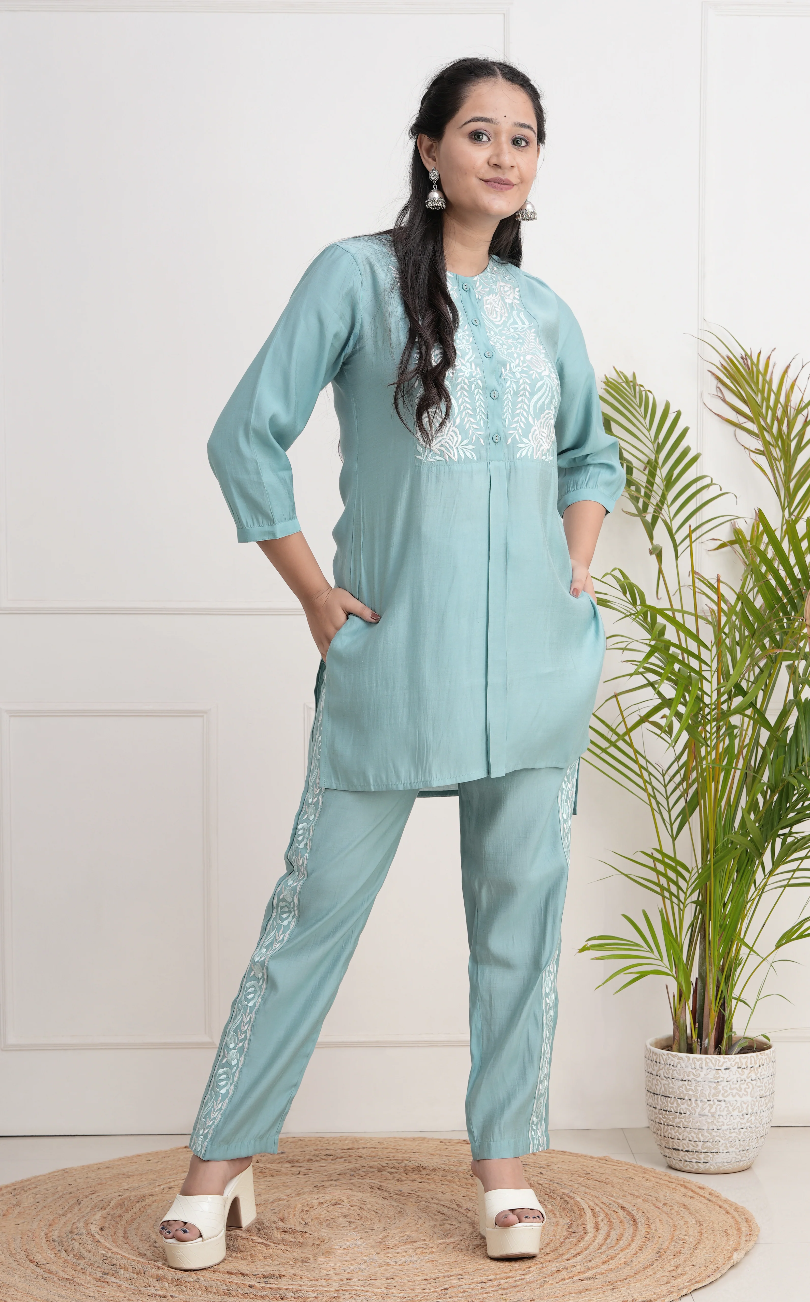 Niasa Muslin Embroidered Coord Set - Image 3
